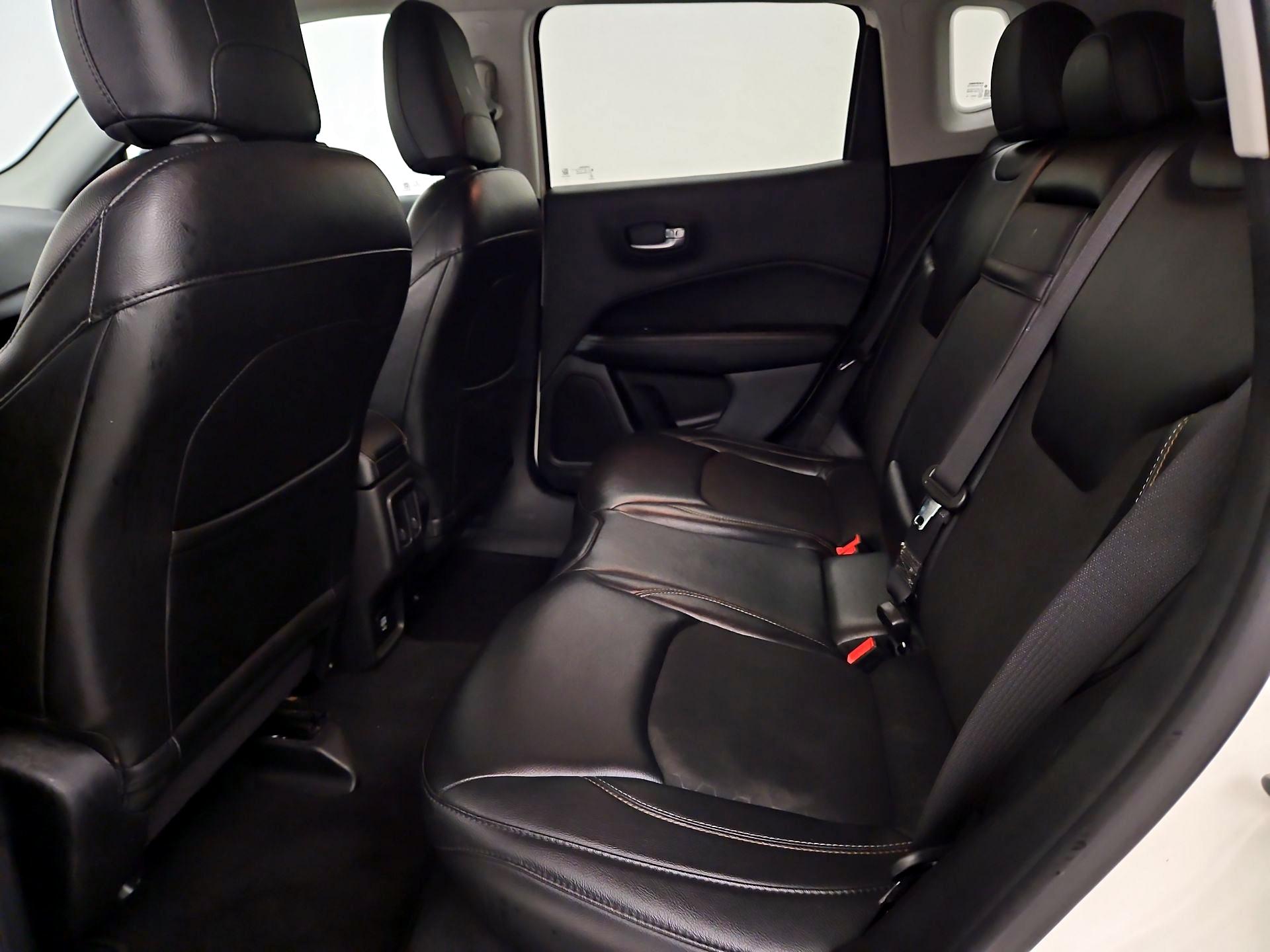 Thumbnail: 2018 Jeep Compass - 19