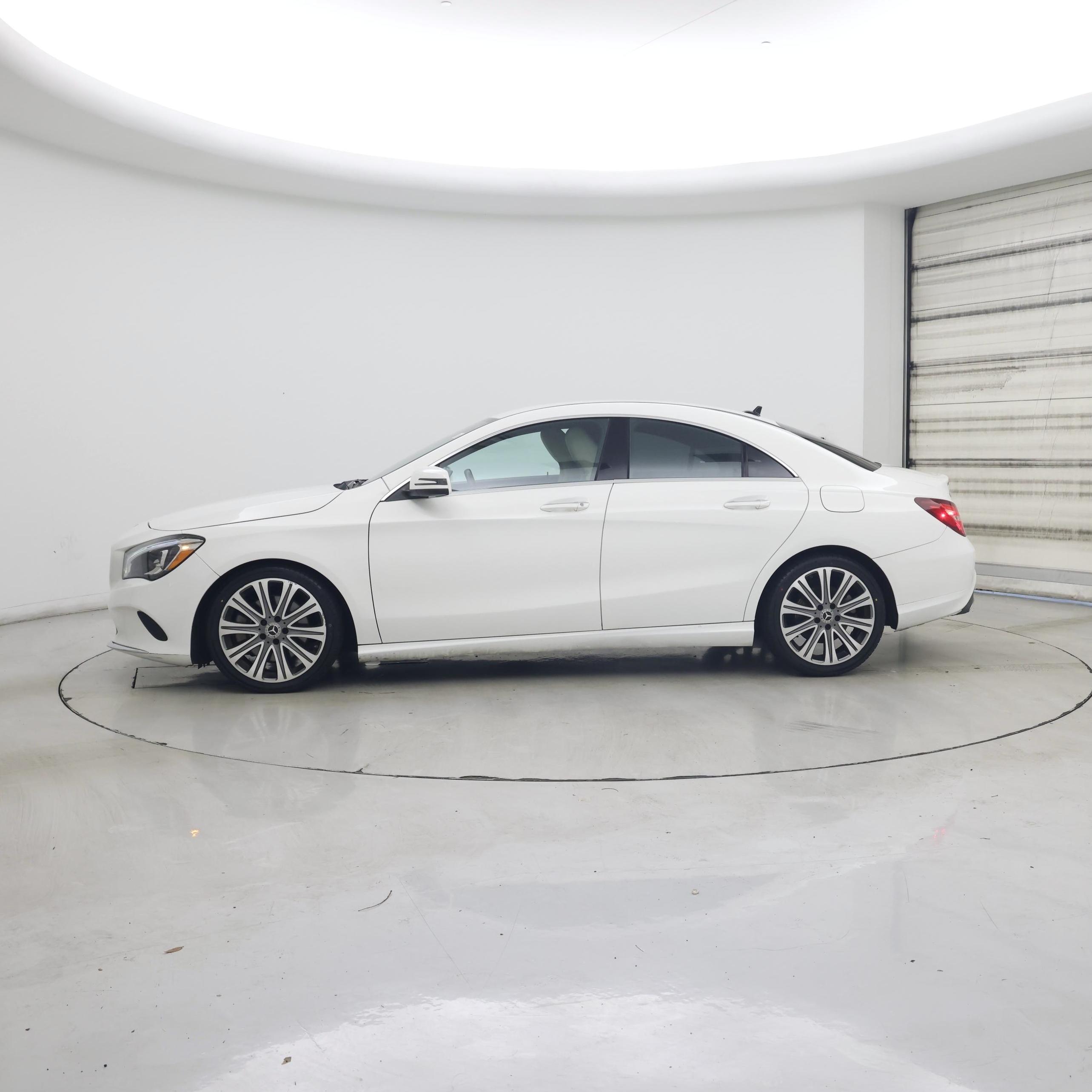 Thumbnail: 2018 Mercedes-Benz CLA - 3