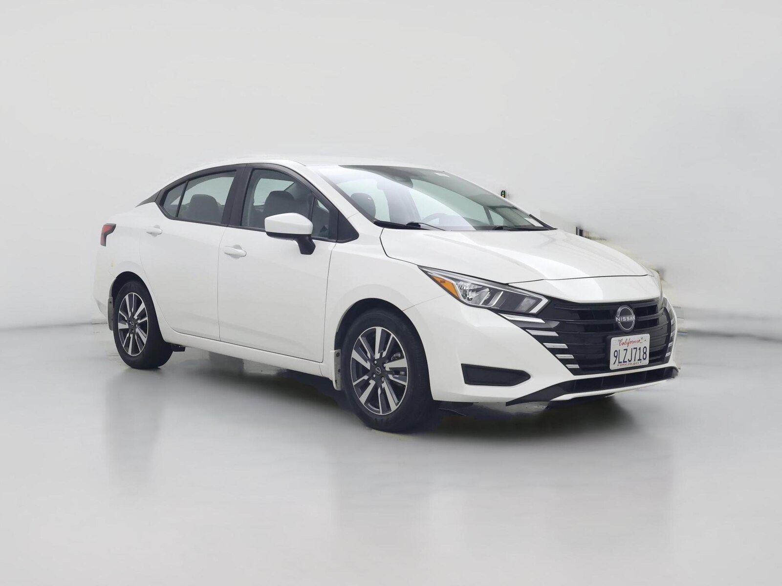 2024 Nissan Versa Sedan SV