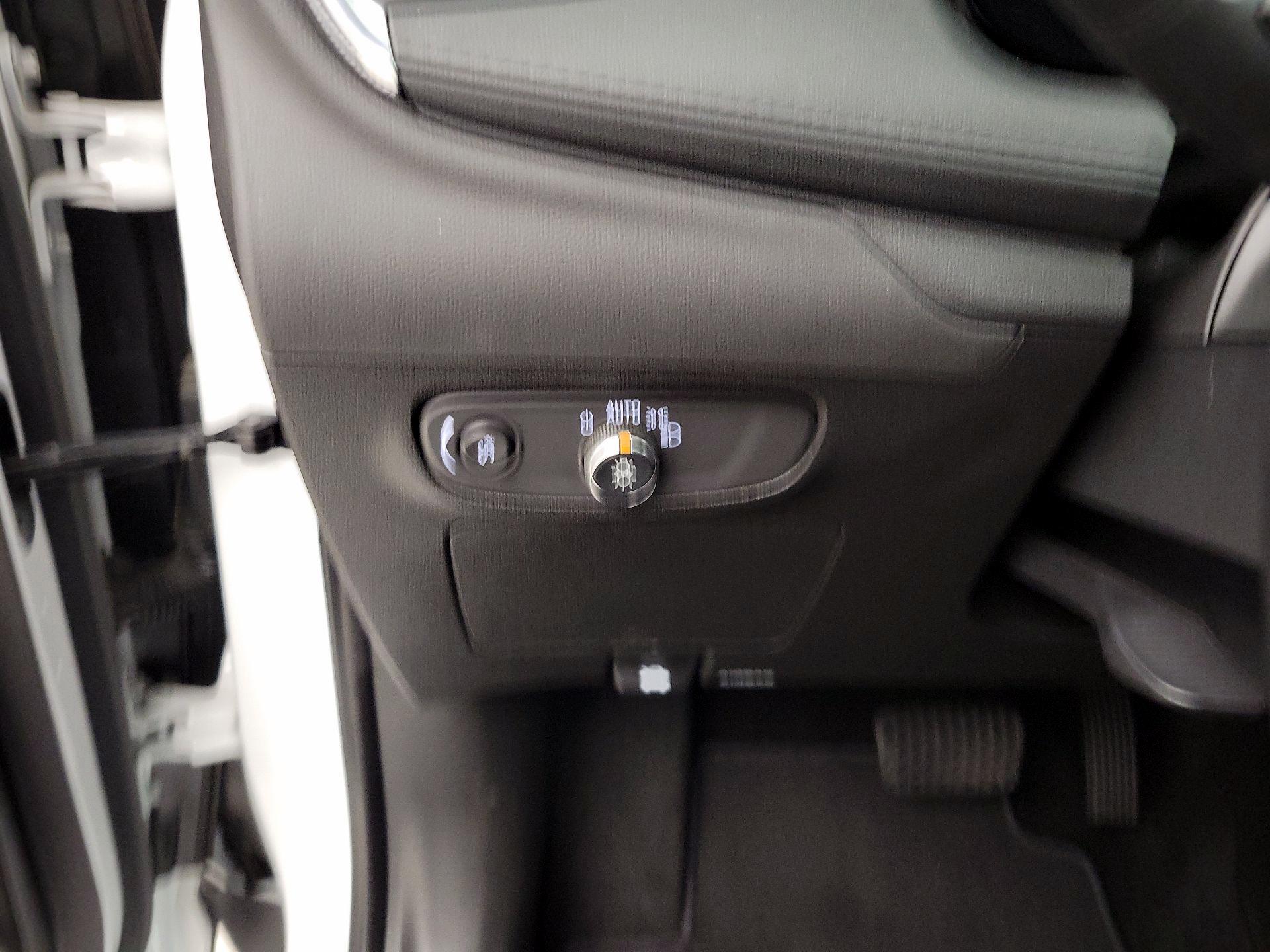 Thumbnail: 2025 Buick Encore GX - 13