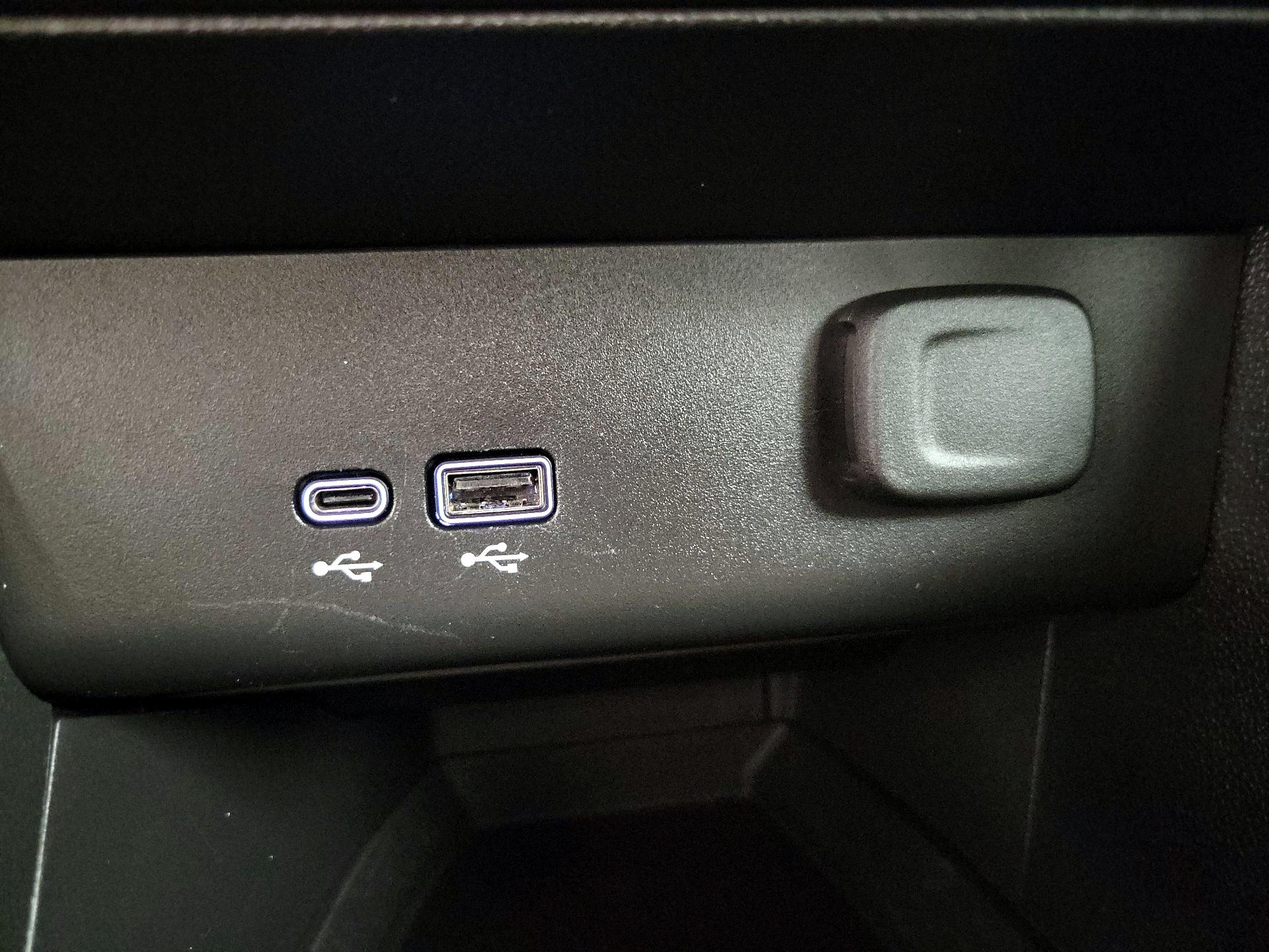 Thumbnail: 2025 Buick Encore GX - 18