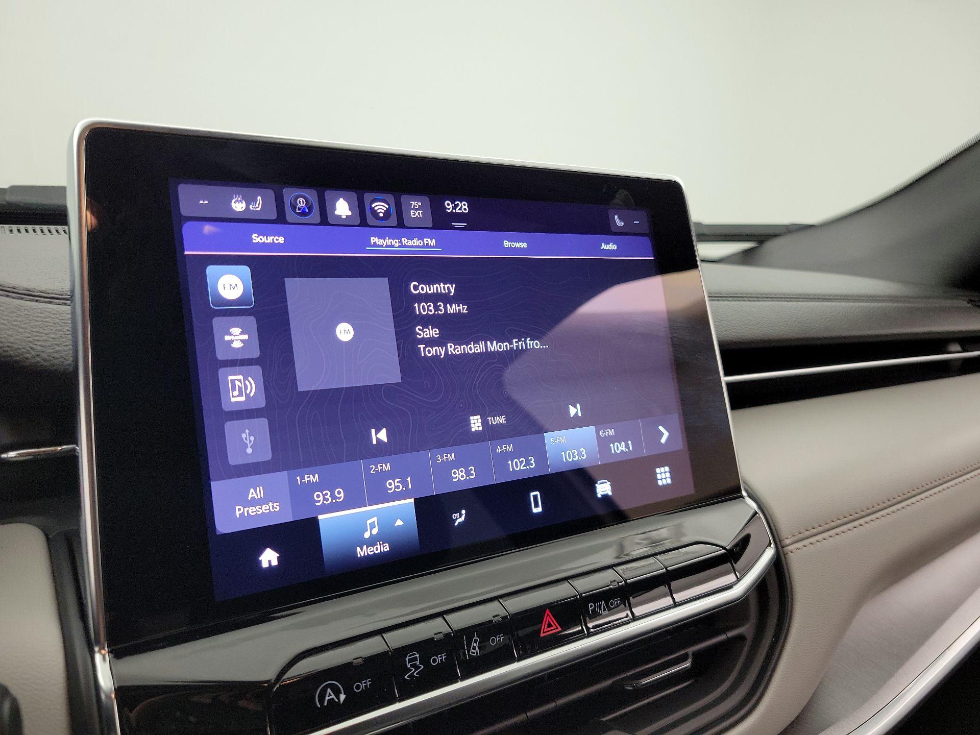 Thumbnail: 2025 Jeep Compass - 15