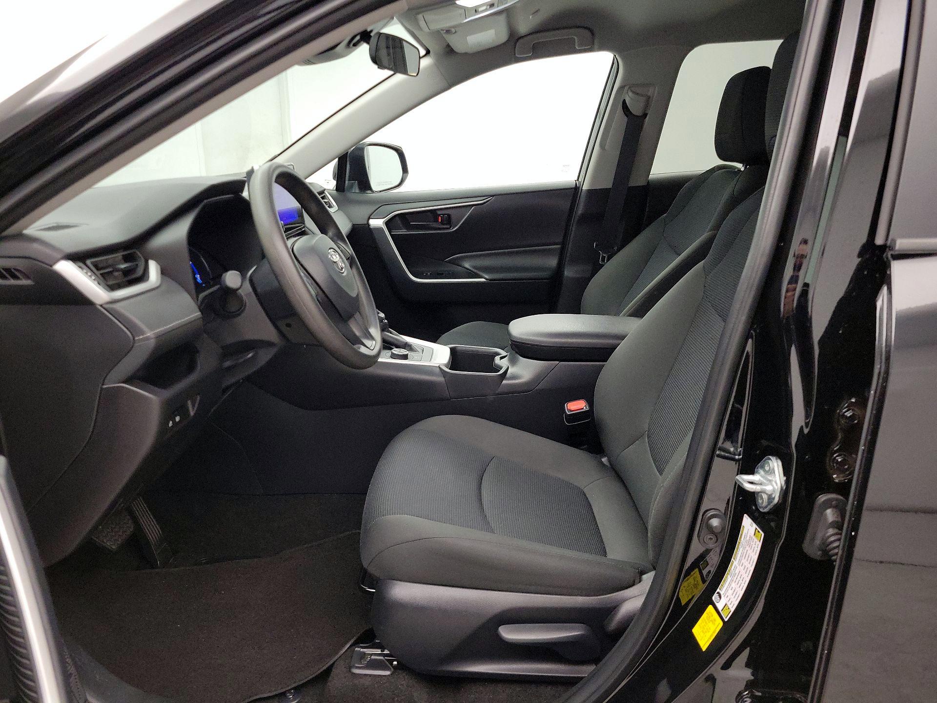 Thumbnail: 2025 Toyota RAV4 - 11