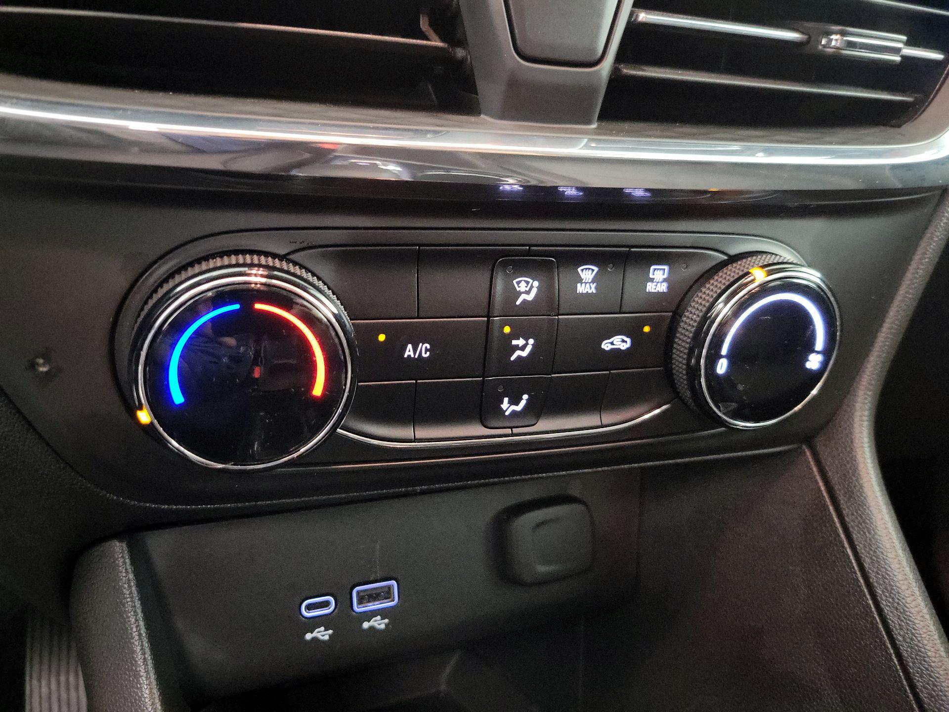 Thumbnail: 2025 Buick Encore GX - 17