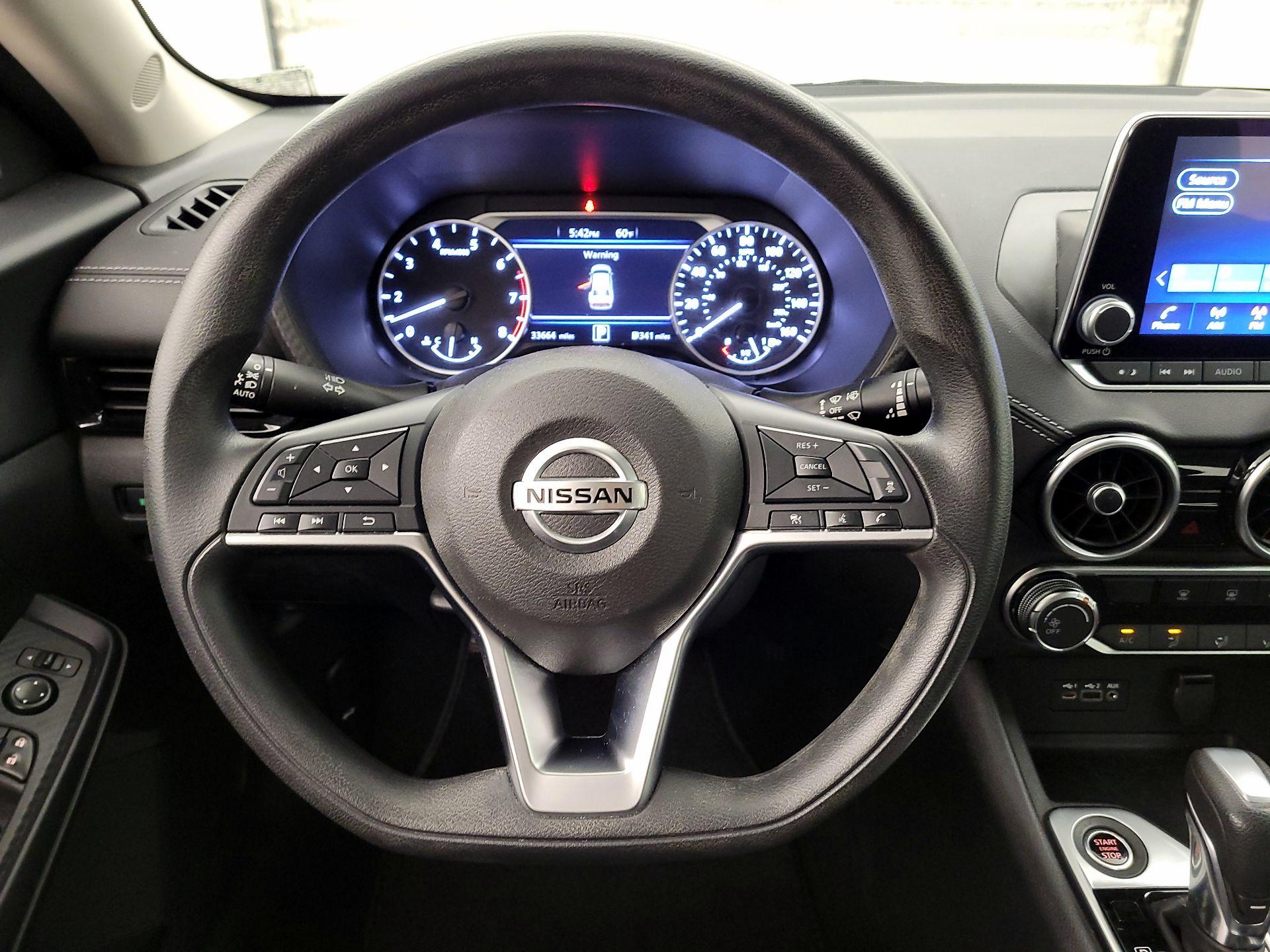 Thumbnail: 2023 Nissan Sentra - 10