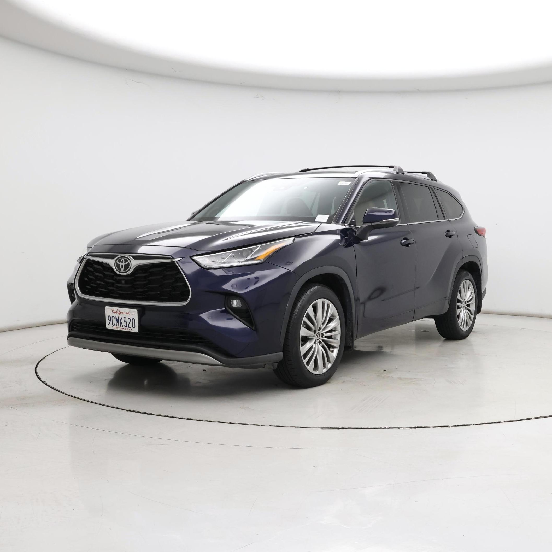 Thumbnail: 2022 Toyota Highlander - 4