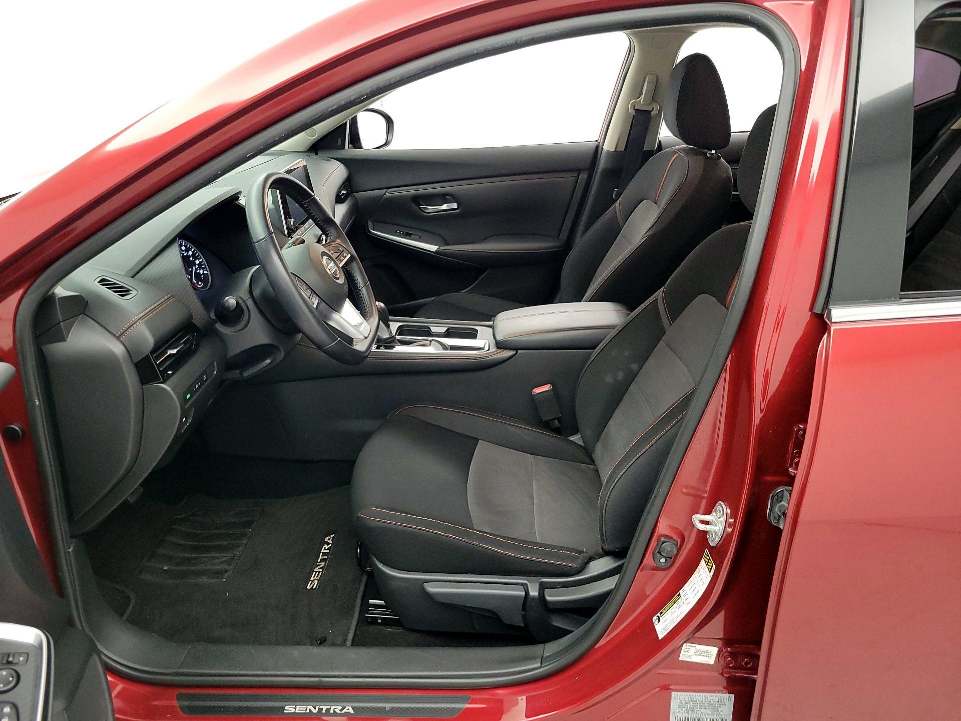 Thumbnail: 2021 Nissan Sentra - 11