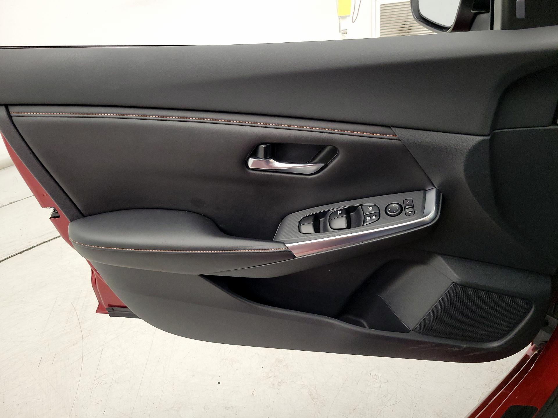 Thumbnail: 2021 Nissan Sentra - 12