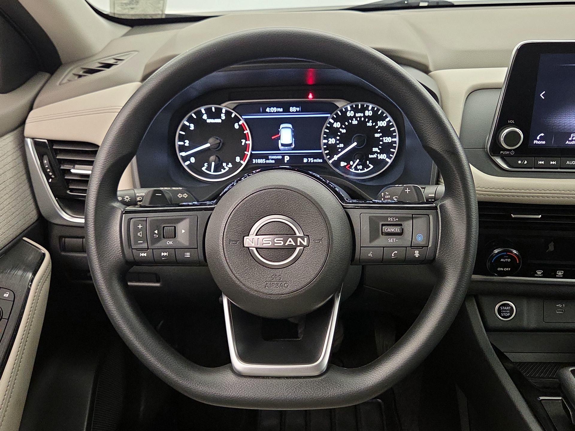 Thumbnail: 2023 Nissan Rogue - 10