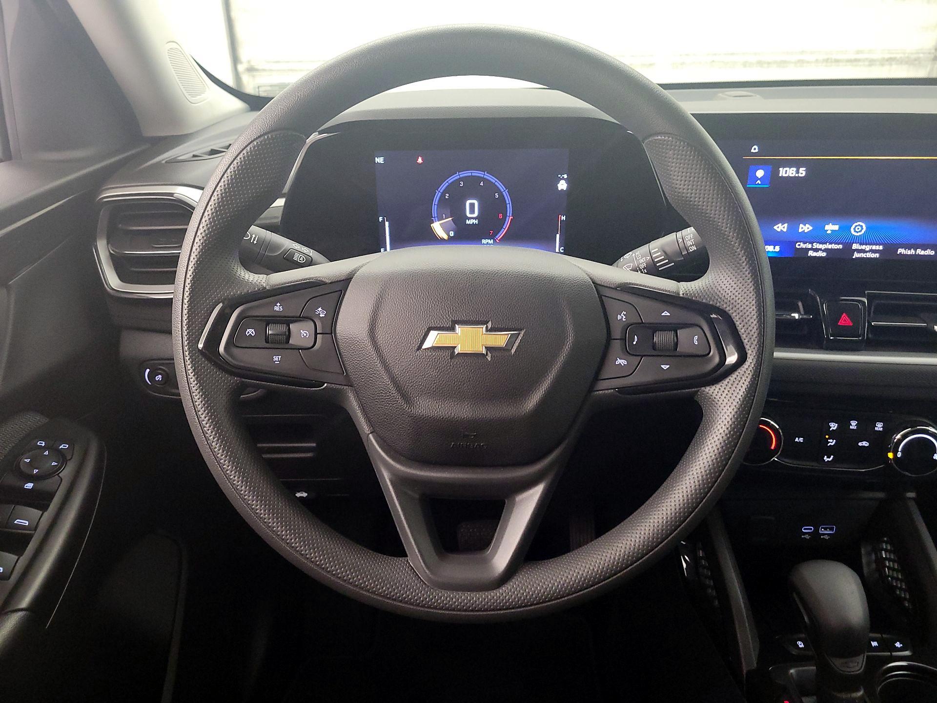 Thumbnail: 2025 Chevrolet TrailBlazer - 10