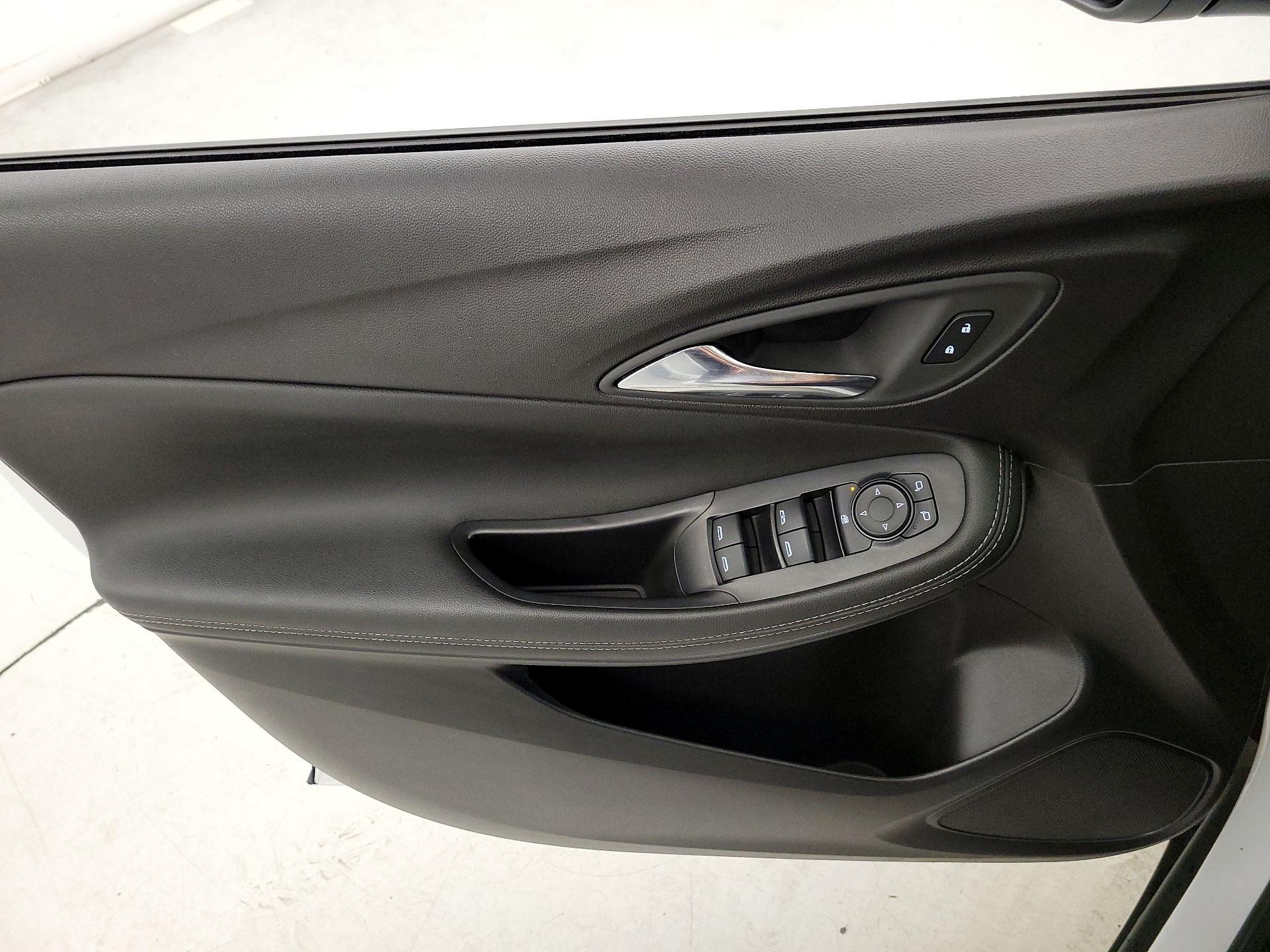 Thumbnail: 2025 Buick Encore GX - 12