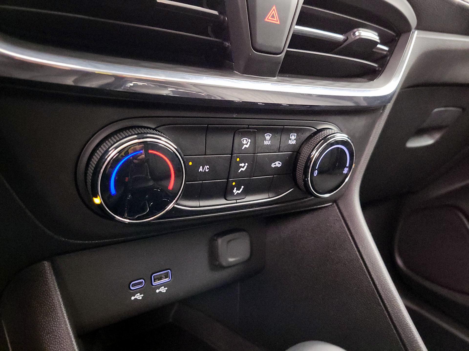 Thumbnail: 2025 Buick Encore GX - 15