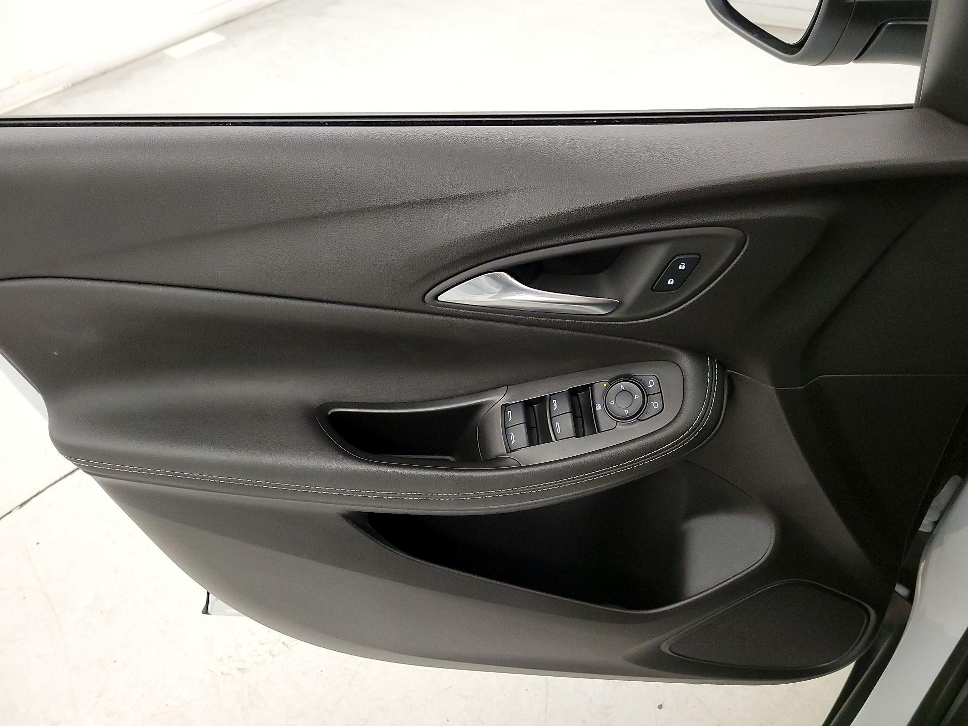 Thumbnail: 2025 Buick Encore GX - 12