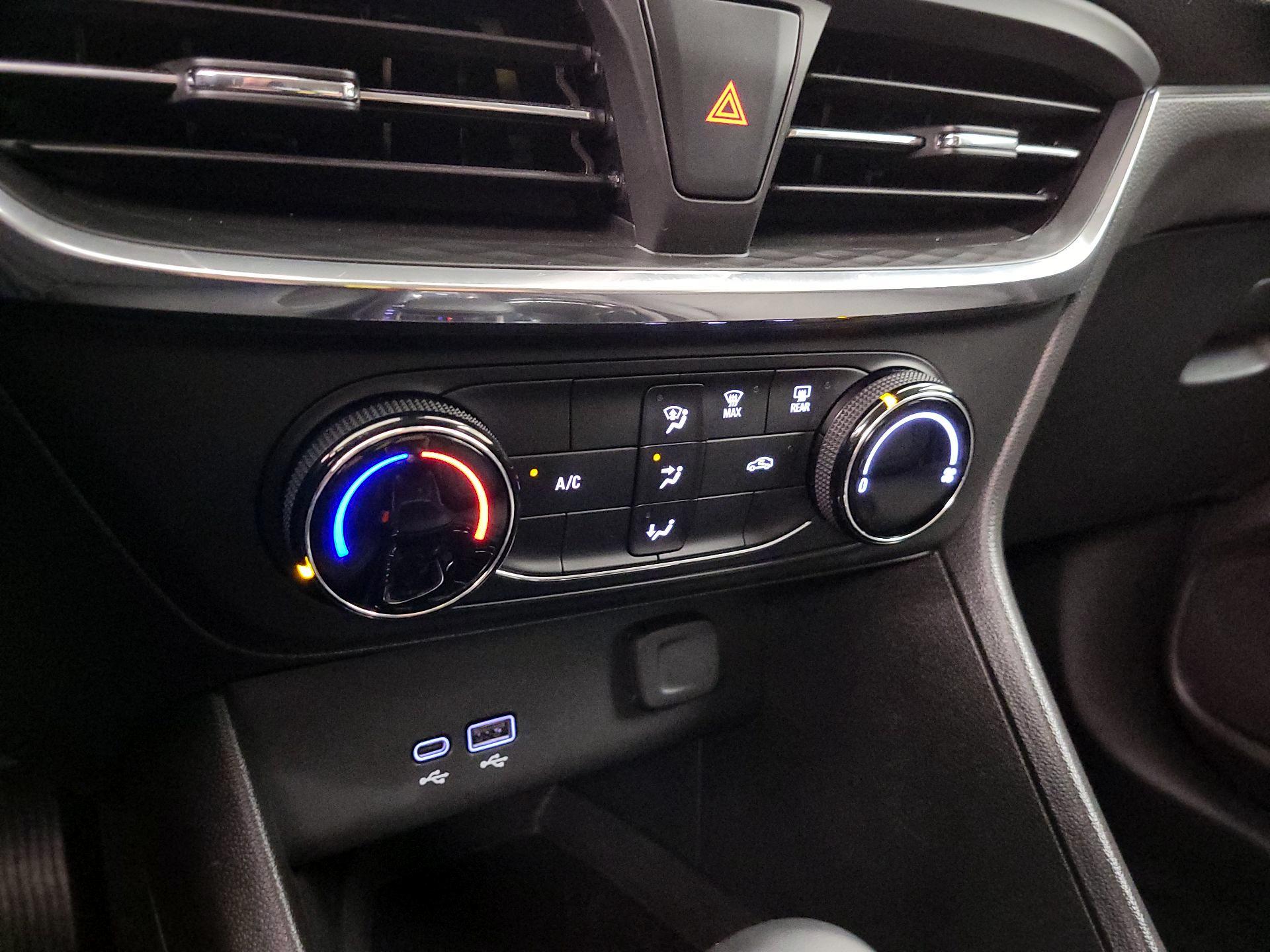 Thumbnail: 2025 Buick Encore GX - 15