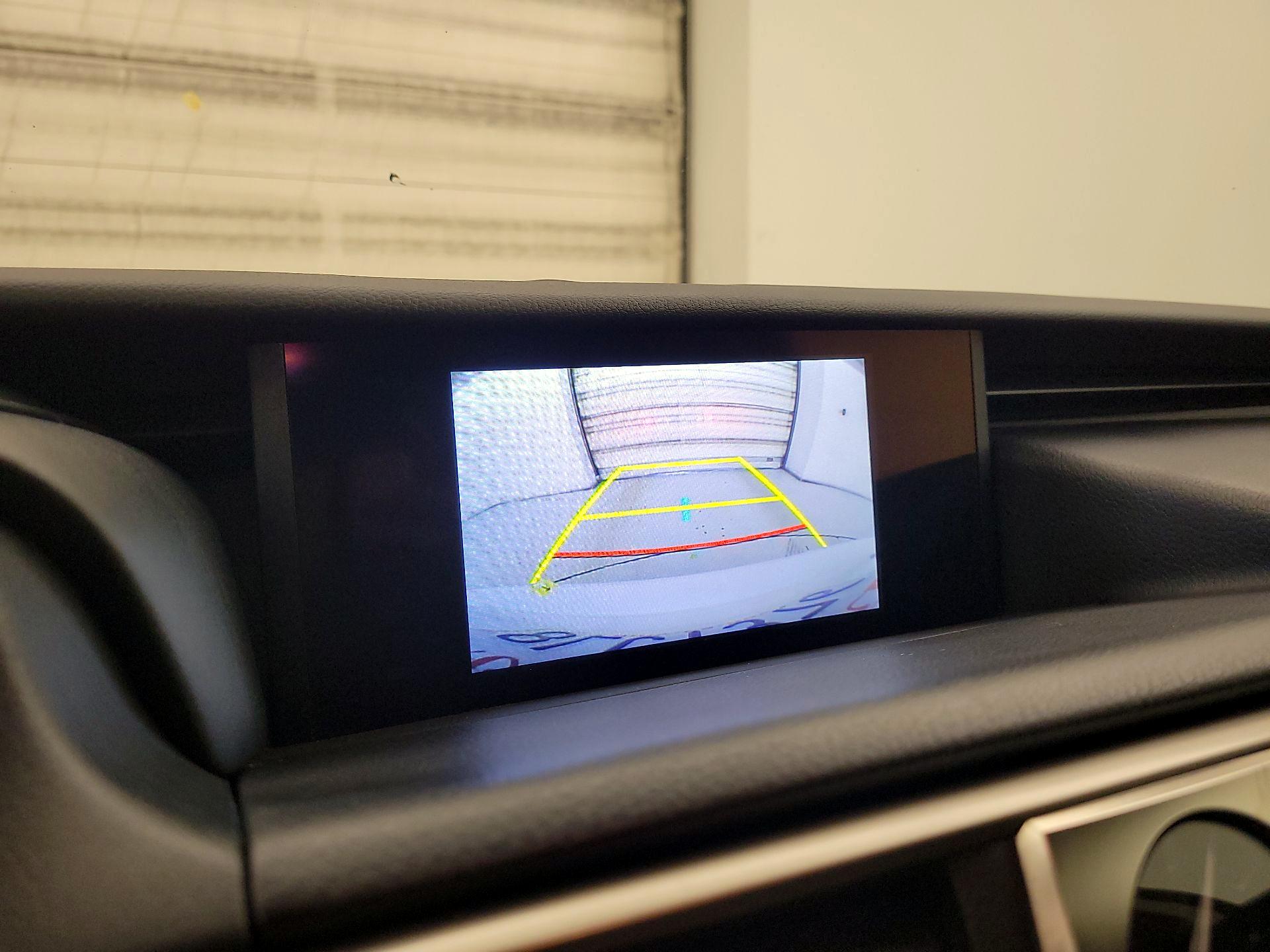 Thumbnail: 2019 Lexus IS - 13