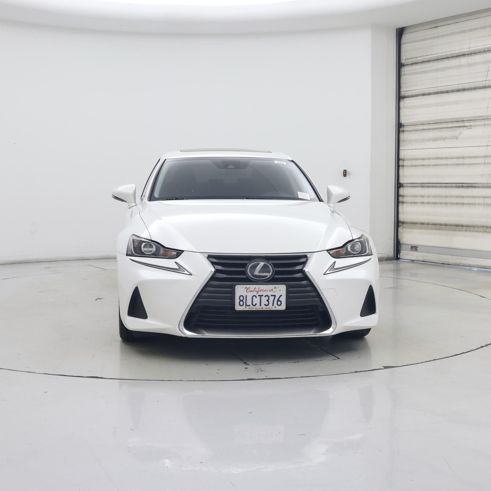 Thumbnail: 2019 Lexus IS - 5