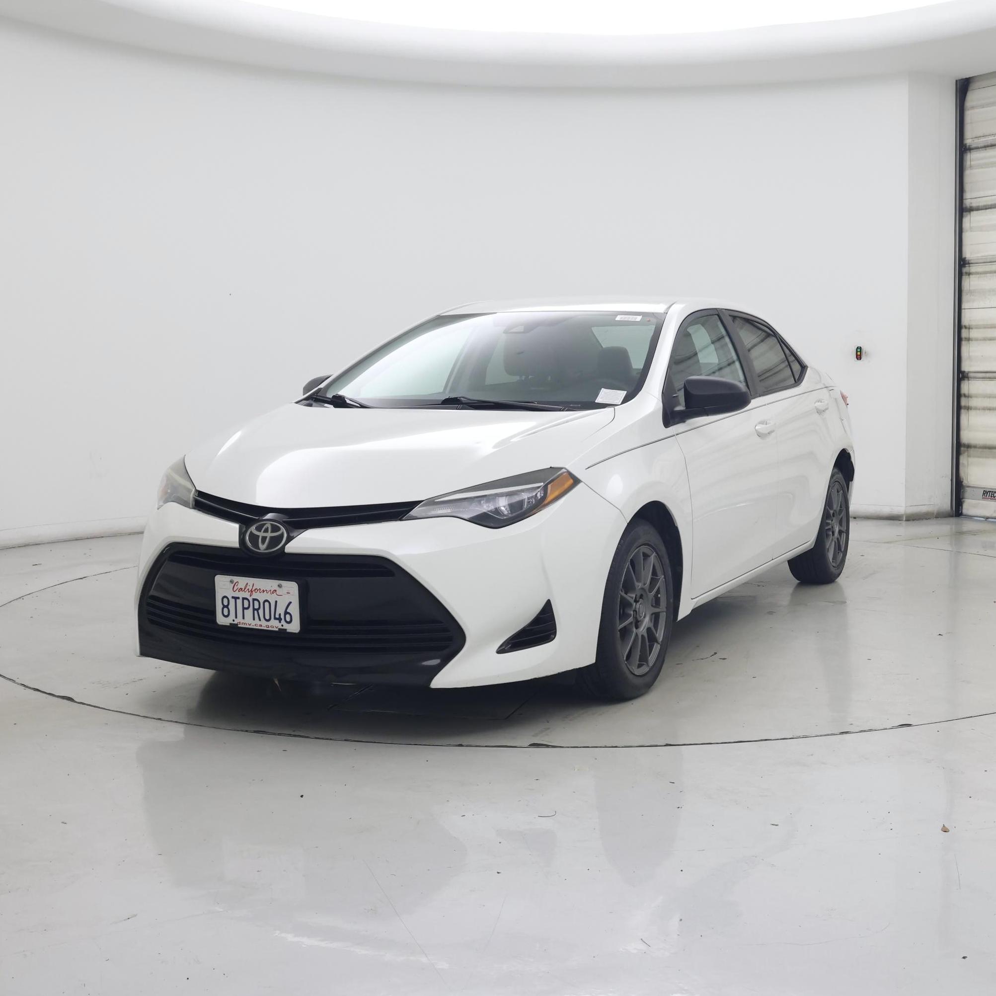 Thumbnail: 2017 Toyota Corolla - 4