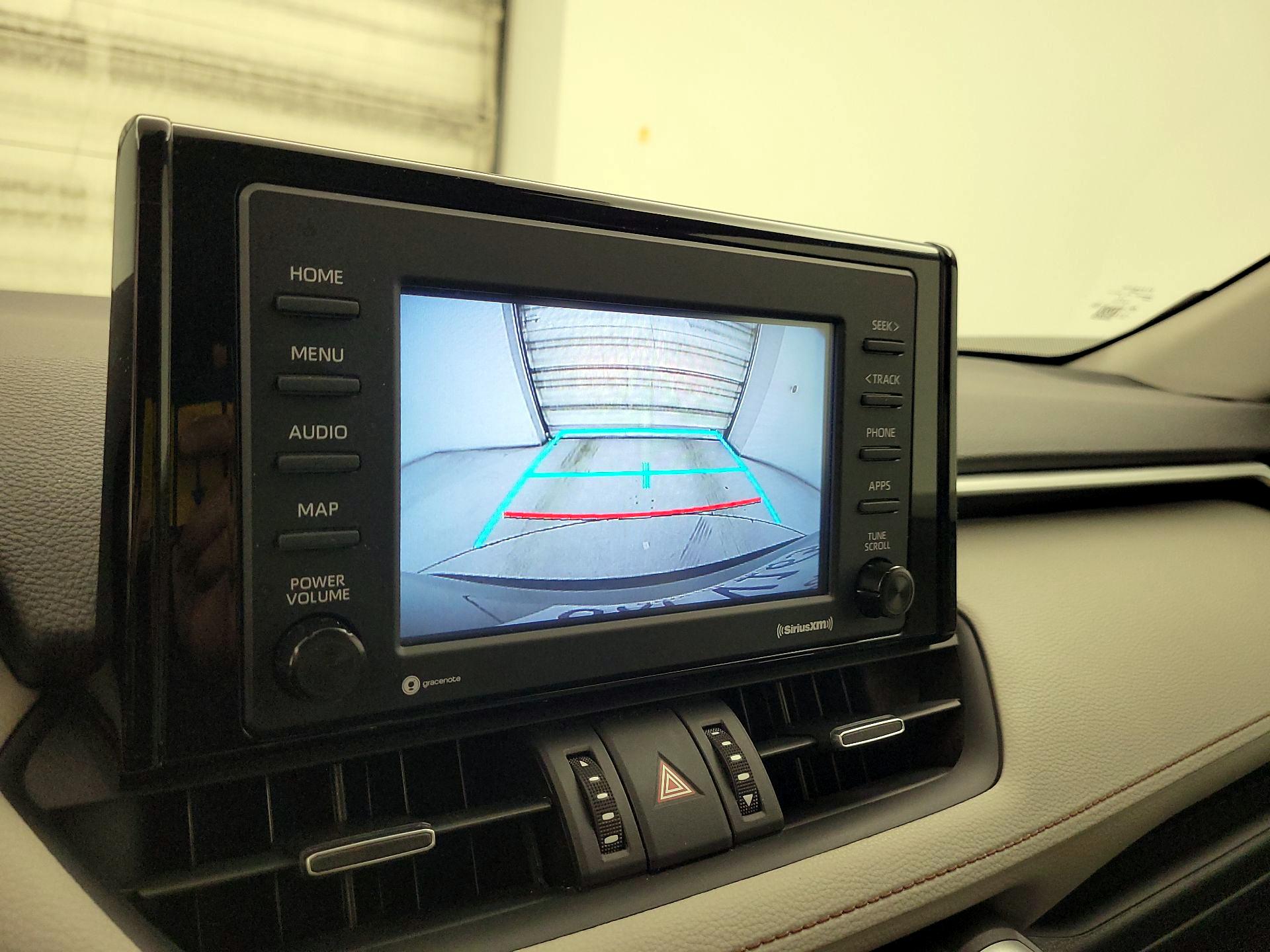 Thumbnail: 2021 Toyota RAV4 - 14