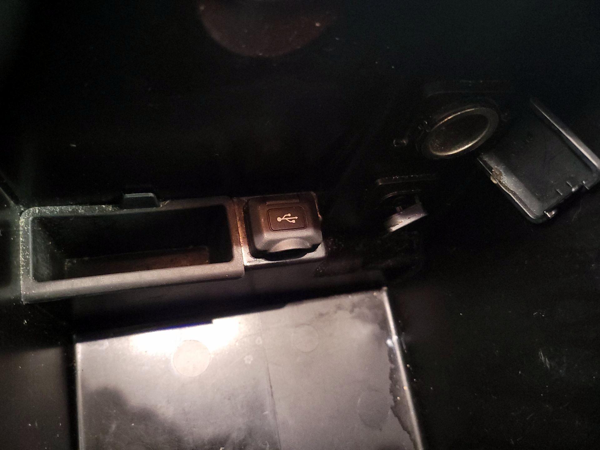 Thumbnail: 2016 Acura MDX - 18