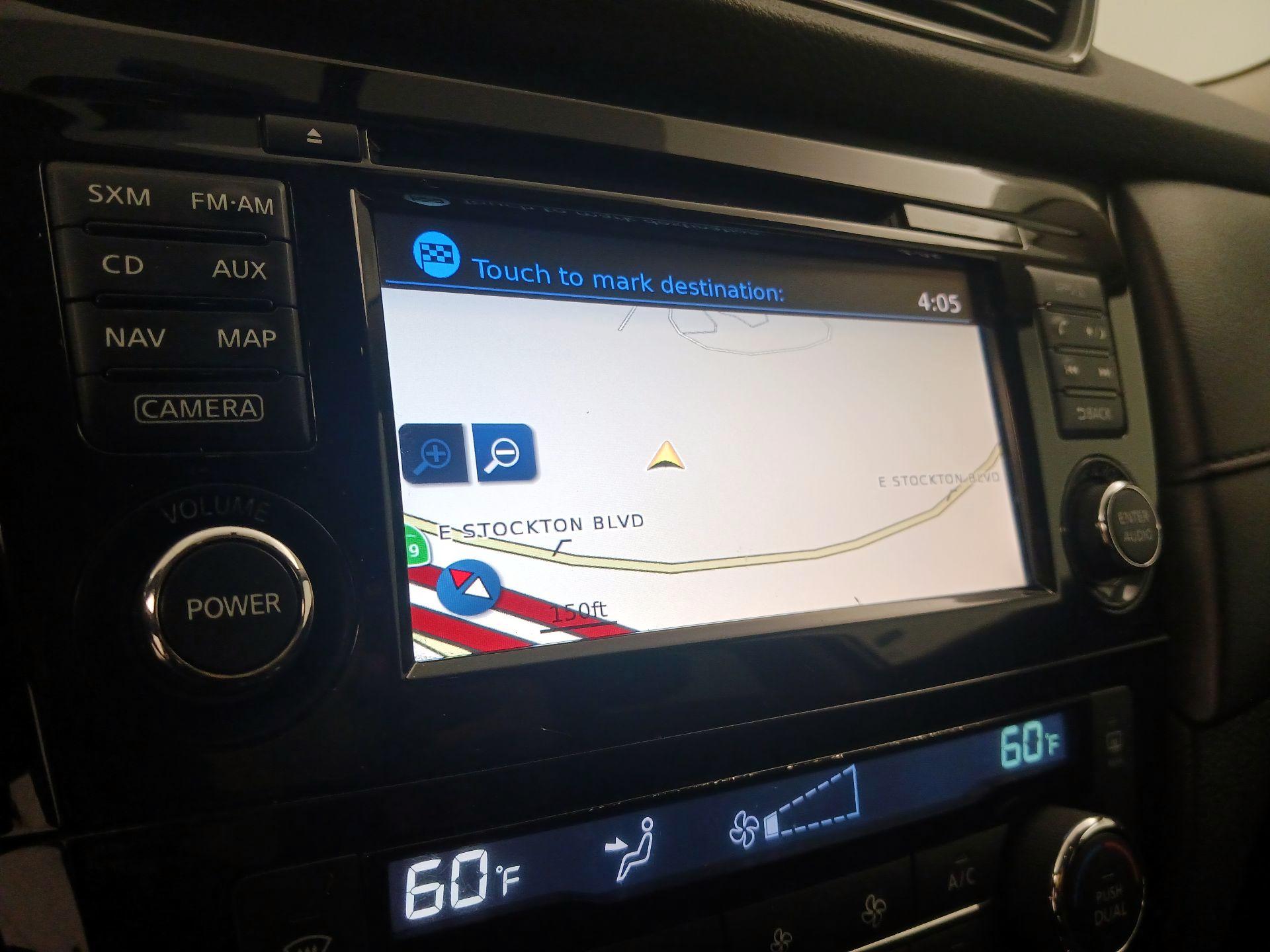 Thumbnail: 2017 Nissan Rogue - 14