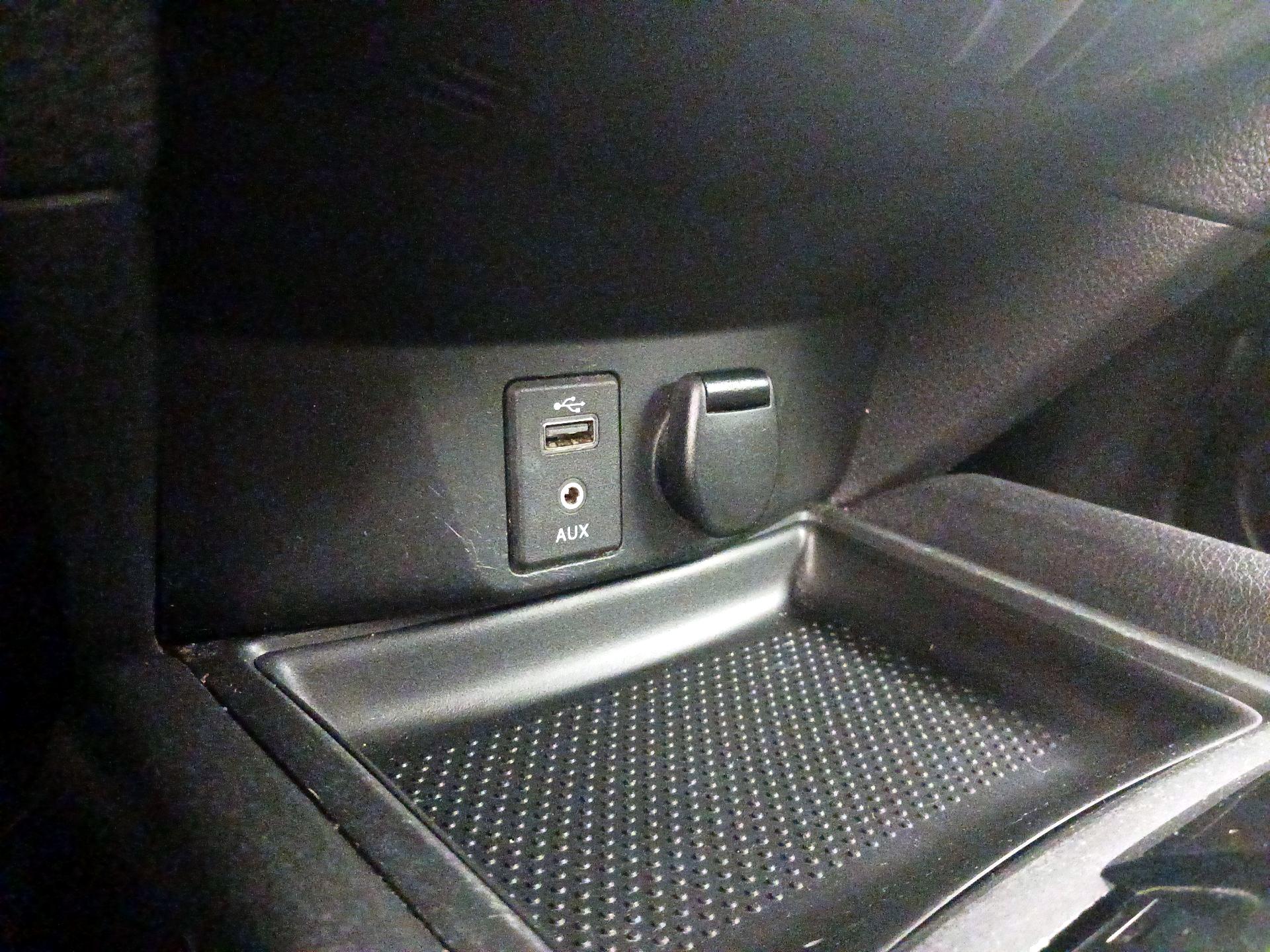 Thumbnail: 2017 Nissan Rogue - 19