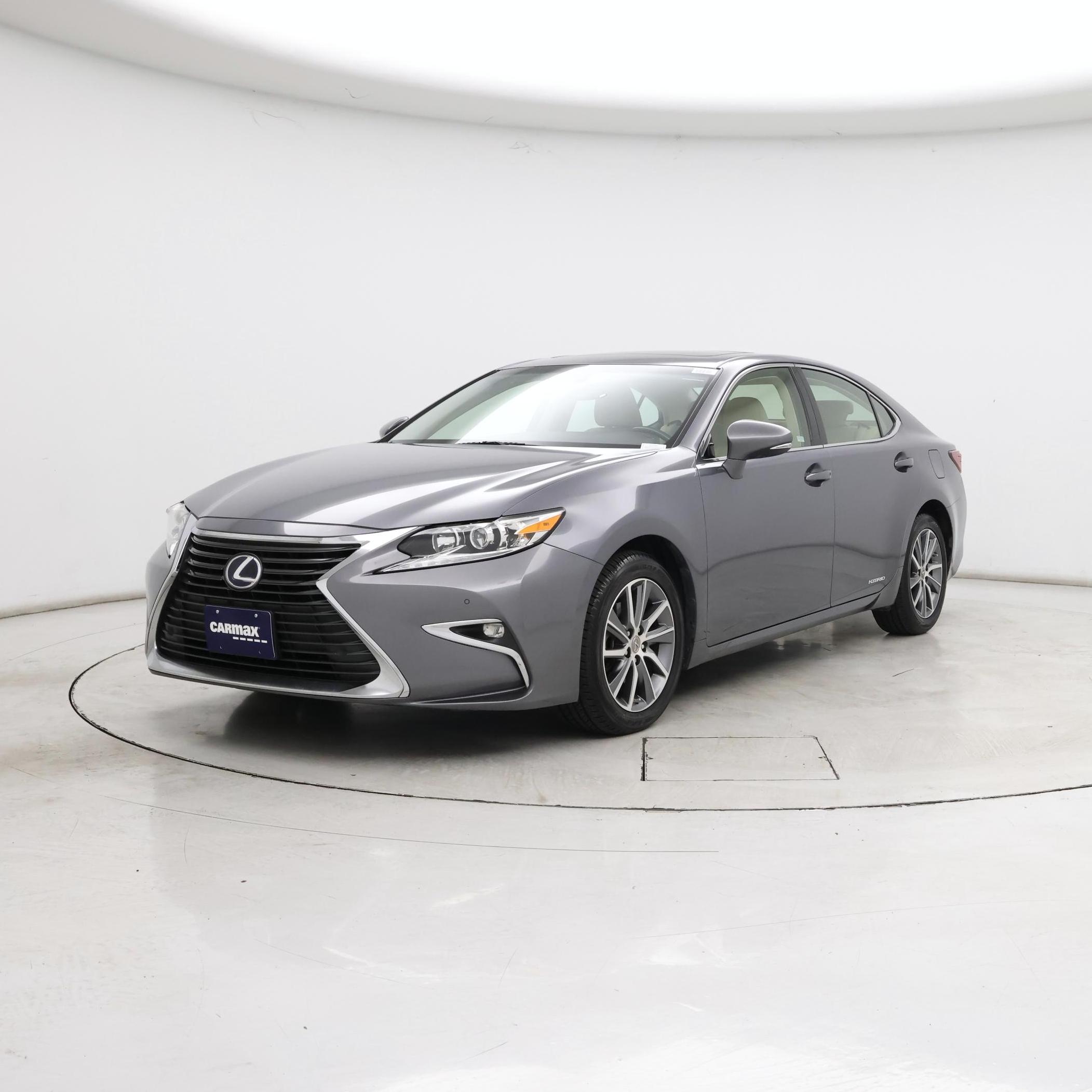 Thumbnail: 2016 Lexus ES - 4