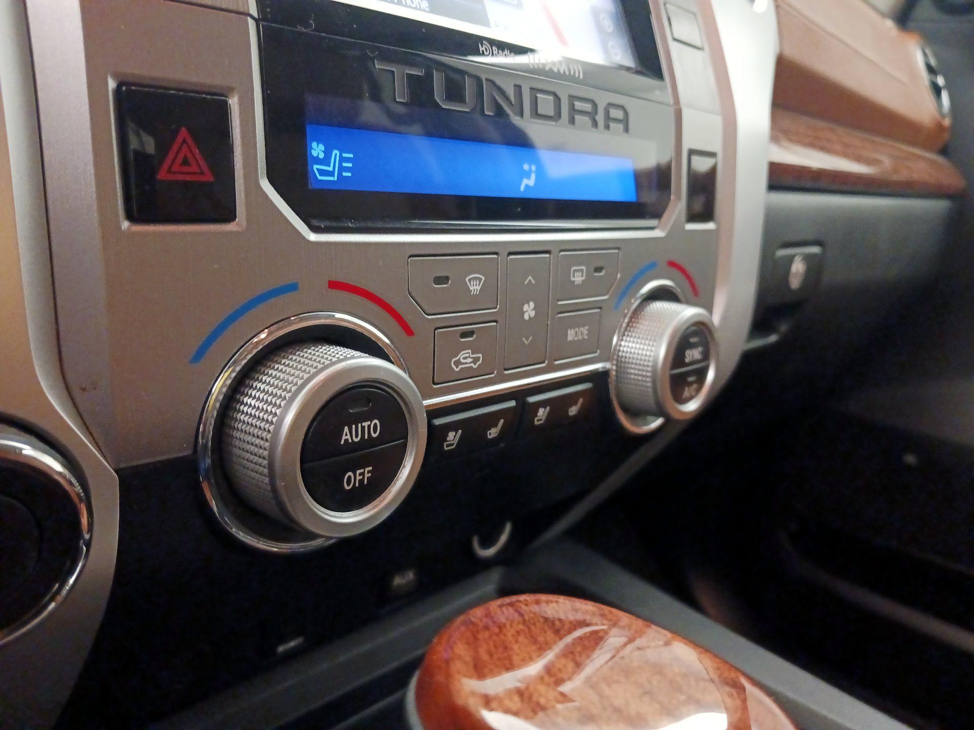 Thumbnail: 2014 Toyota Tundra - 17