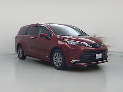2021 Toyota Sienna Hybrid XLE