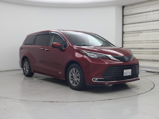 Red 2021 Toyota Sienna XLE 7-Passenger AWD Minivan All-Wheel Drive Automatic