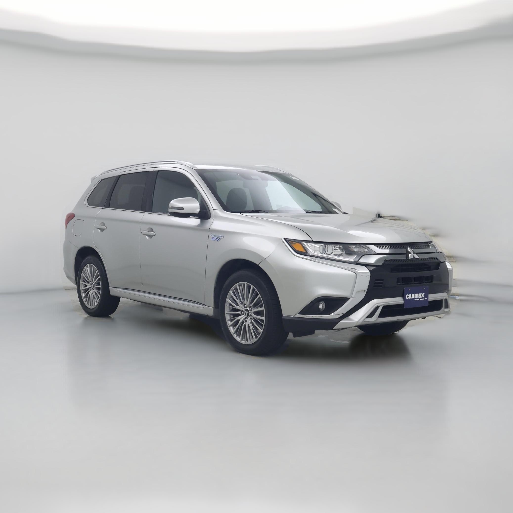 Thumbnail: 2022 Mitsubishi Outlander - 1