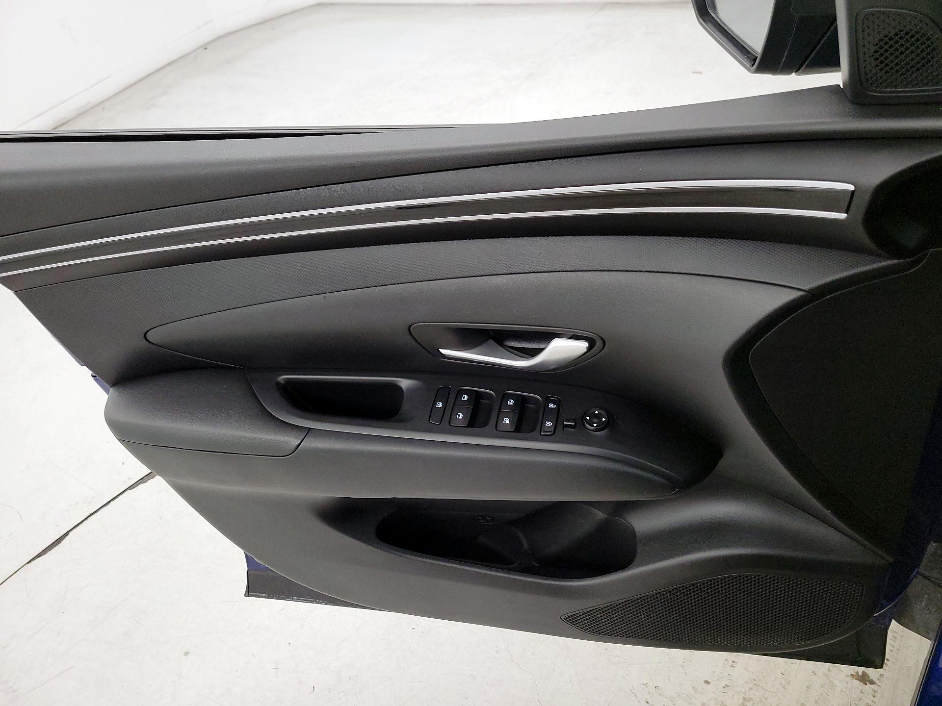 Thumbnail: 2024 Hyundai Tucson - 12