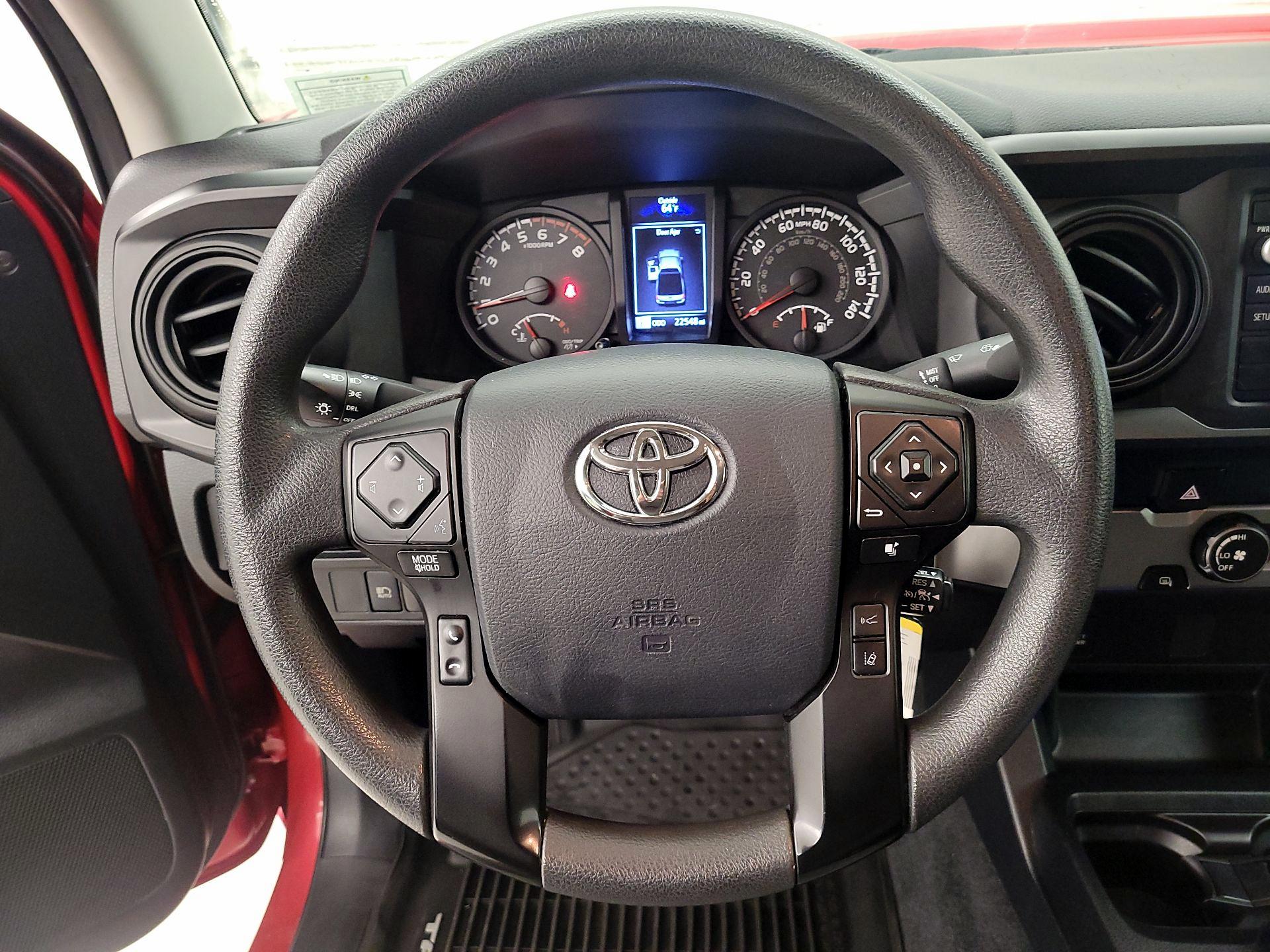 Thumbnail: 2019 Toyota Tacoma - 10