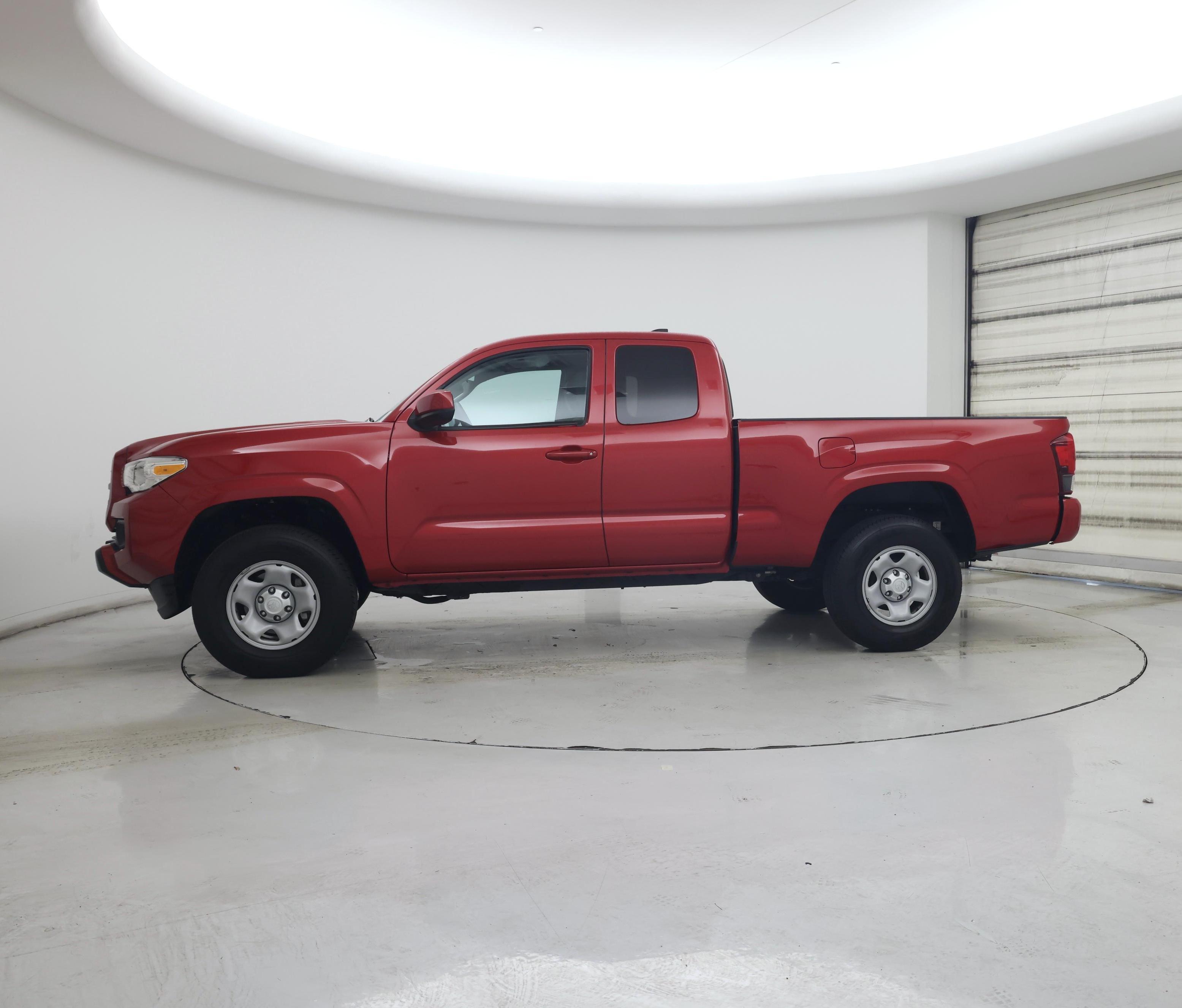 Thumbnail: 2019 Toyota Tacoma - 3