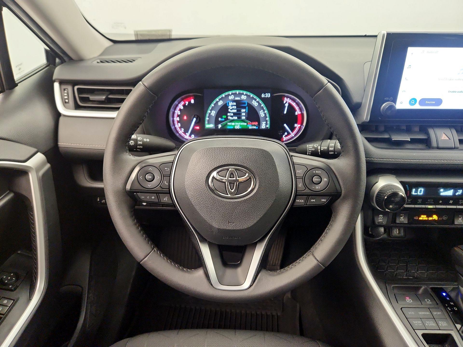 Thumbnail: 2024 Toyota RAV4 - 10