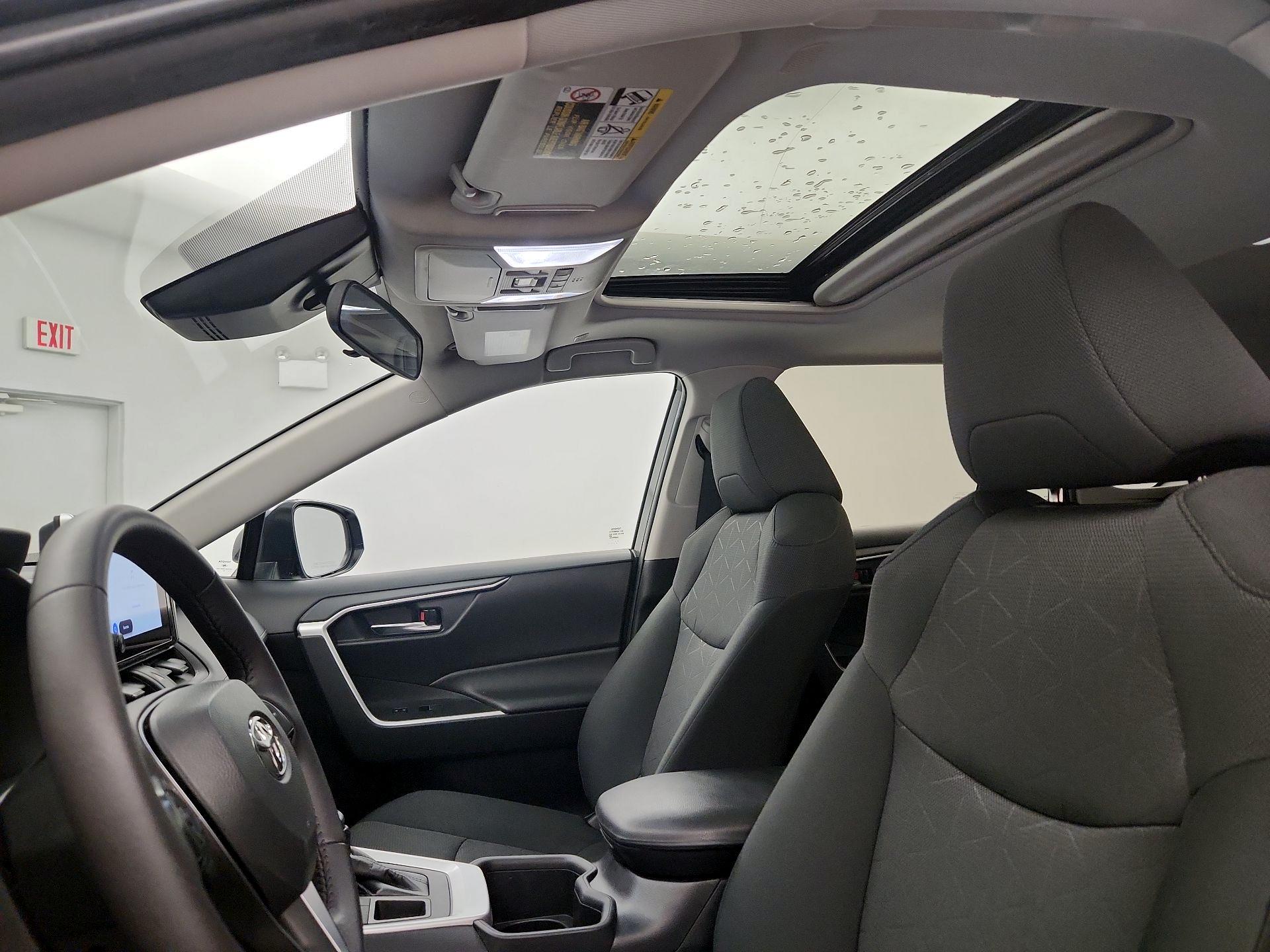 Thumbnail: 2024 Toyota RAV4 - 19