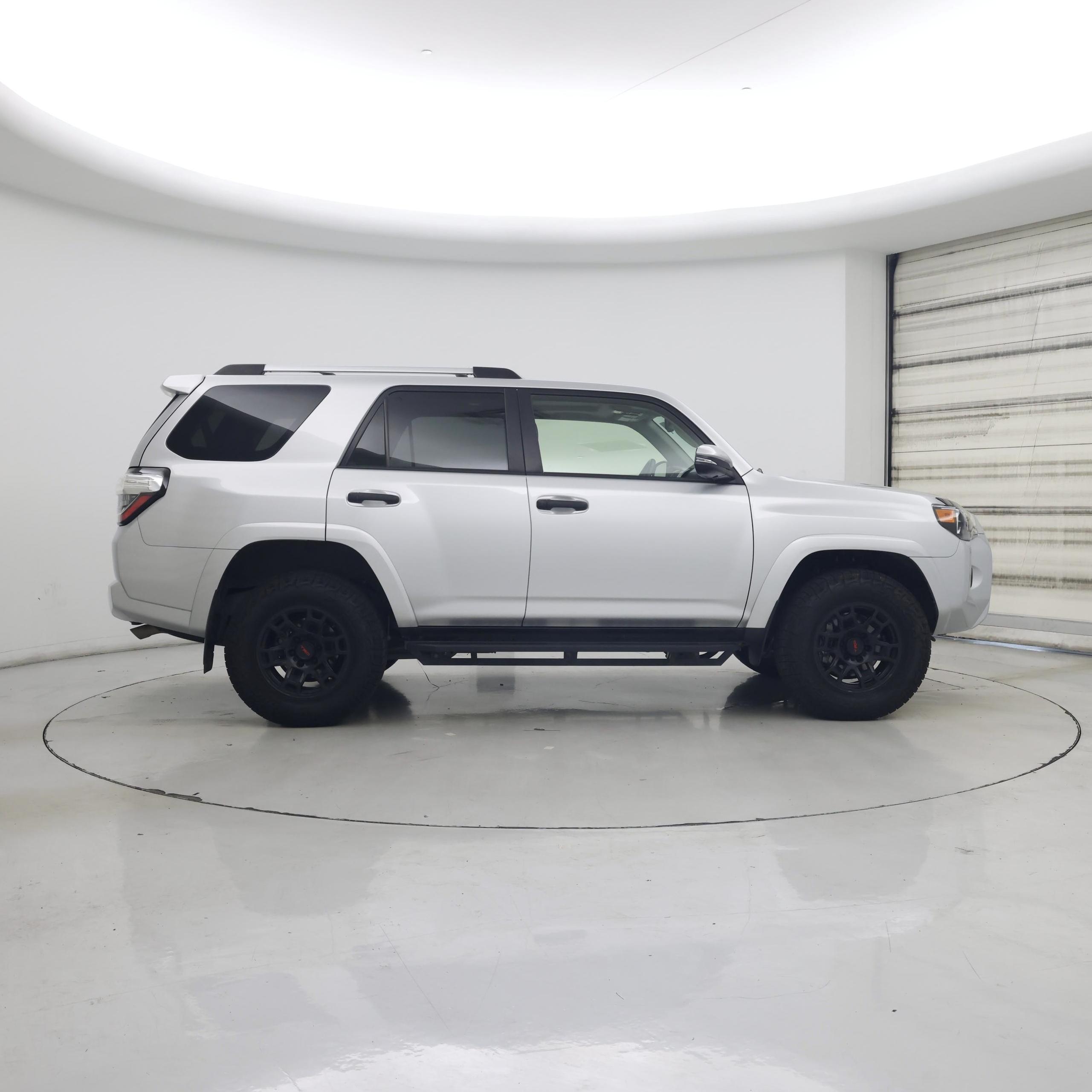 Thumbnail: 2024 Toyota 4Runner - 7