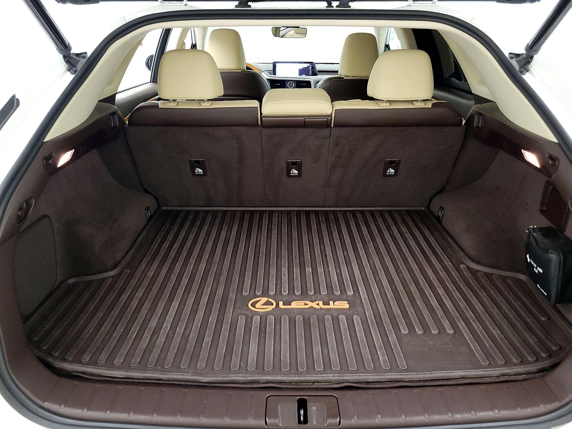 Thumbnail: 2017 Lexus RX - 19