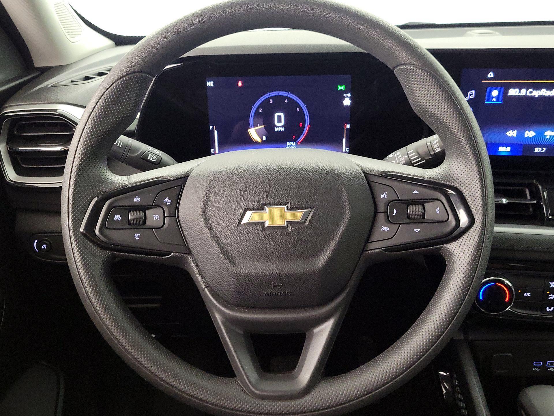 Thumbnail: 2025 Chevrolet TrailBlazer - 10