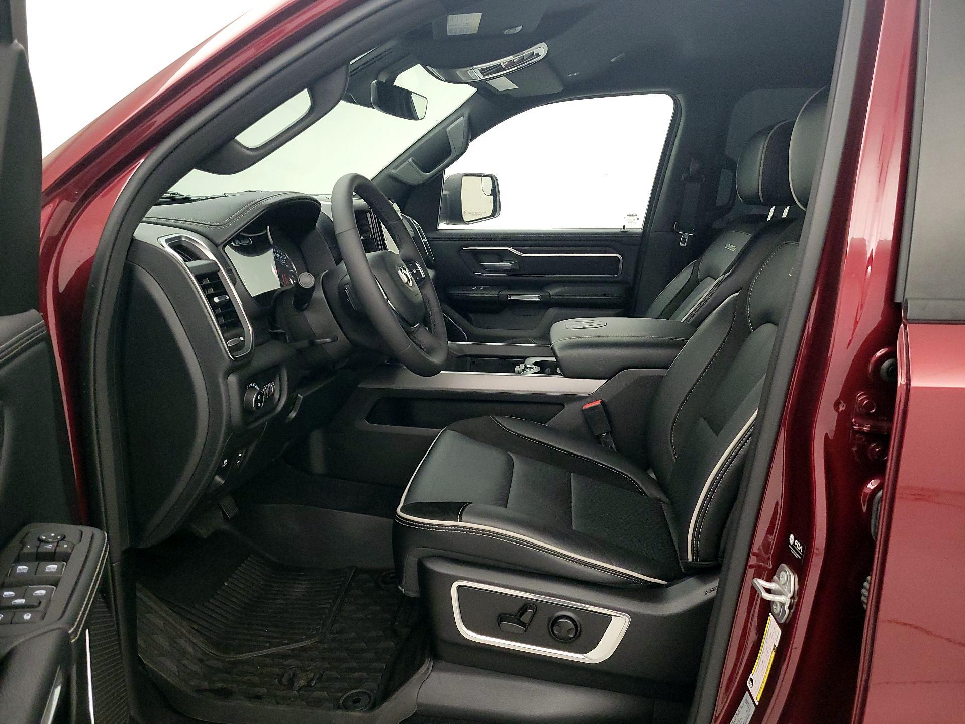 Thumbnail: 2025 RAM 1500 - 11