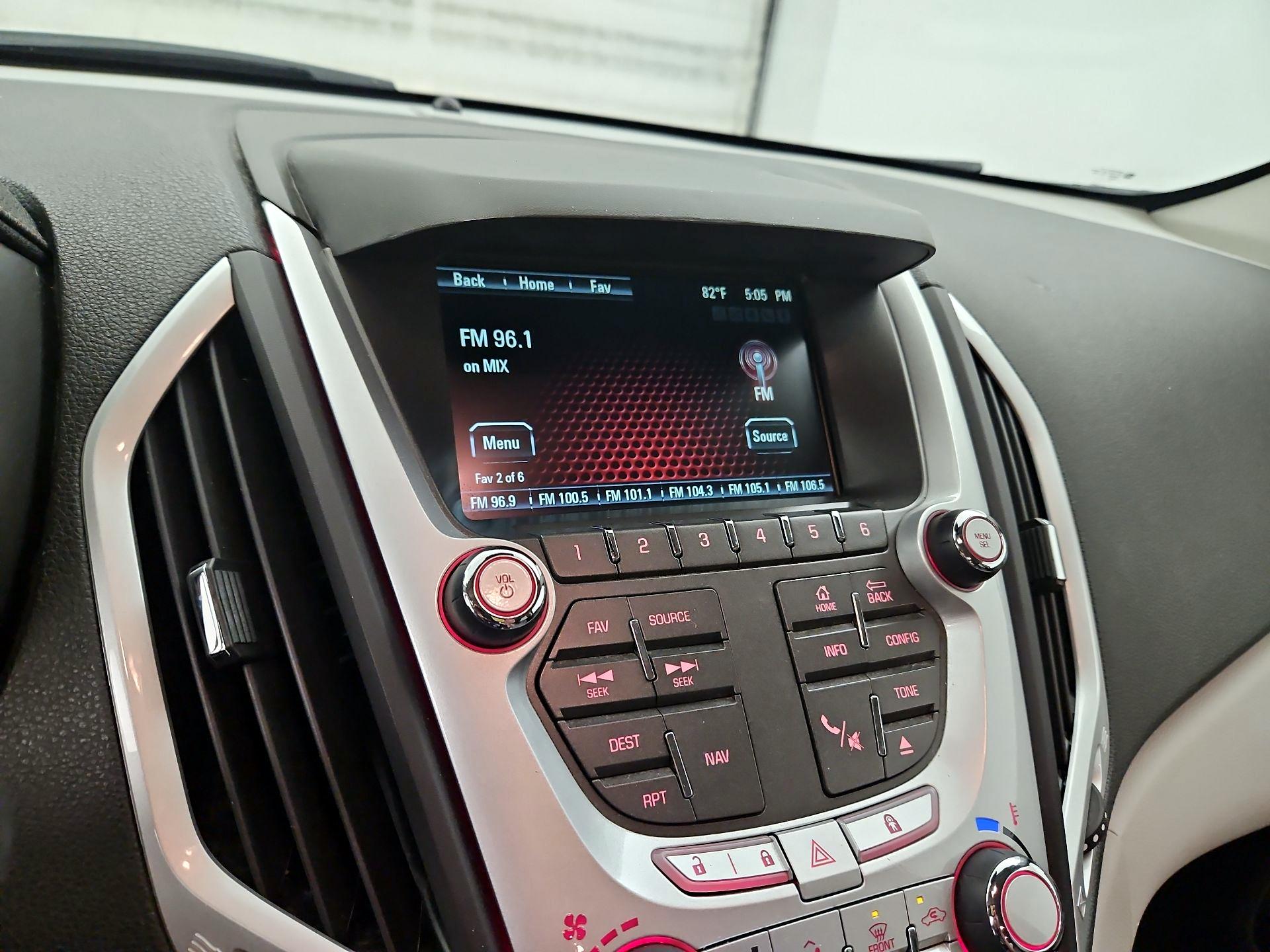 Thumbnail: 2015 GMC Terrain - 14
