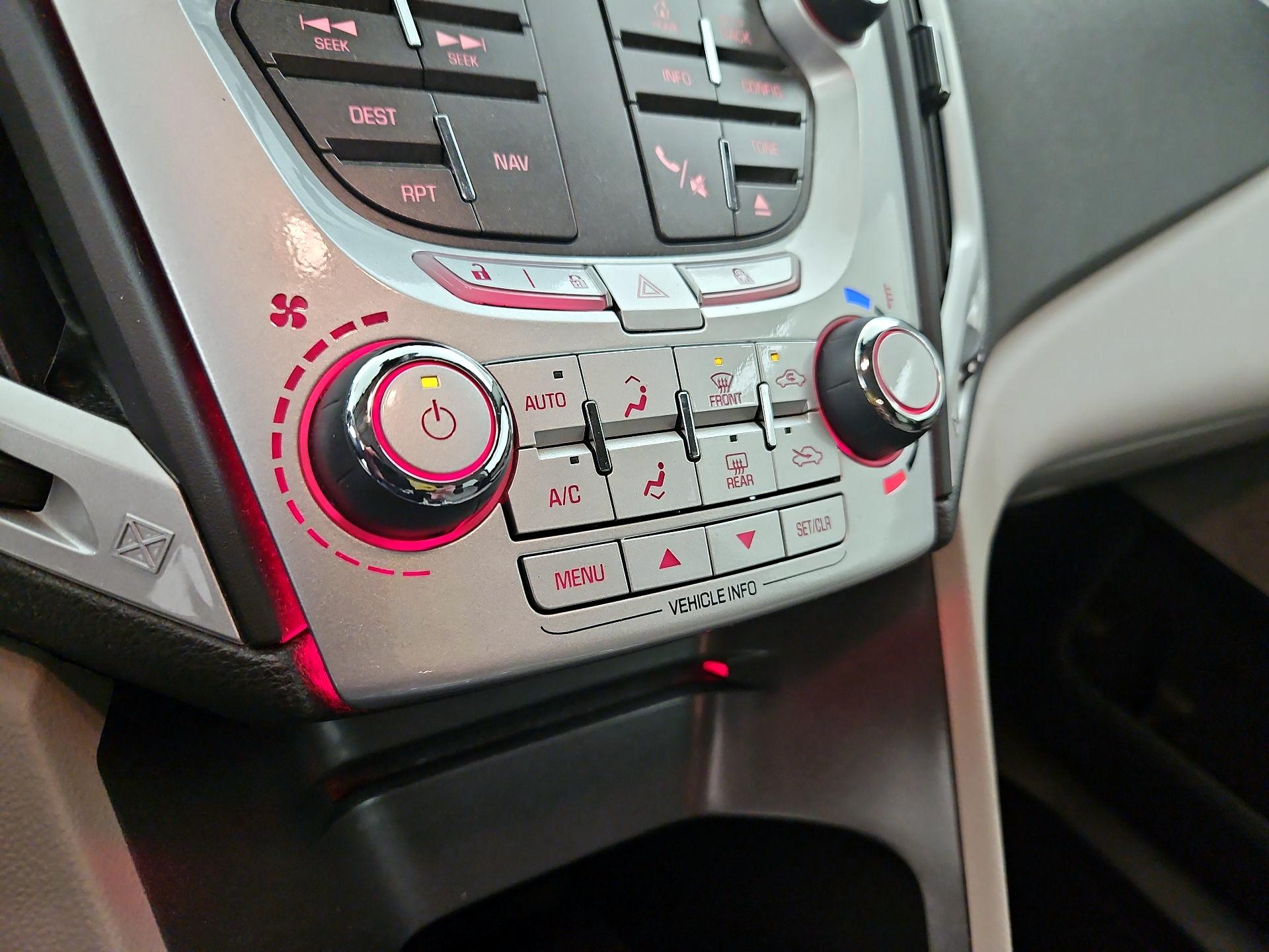 Thumbnail: 2015 GMC Terrain - 15