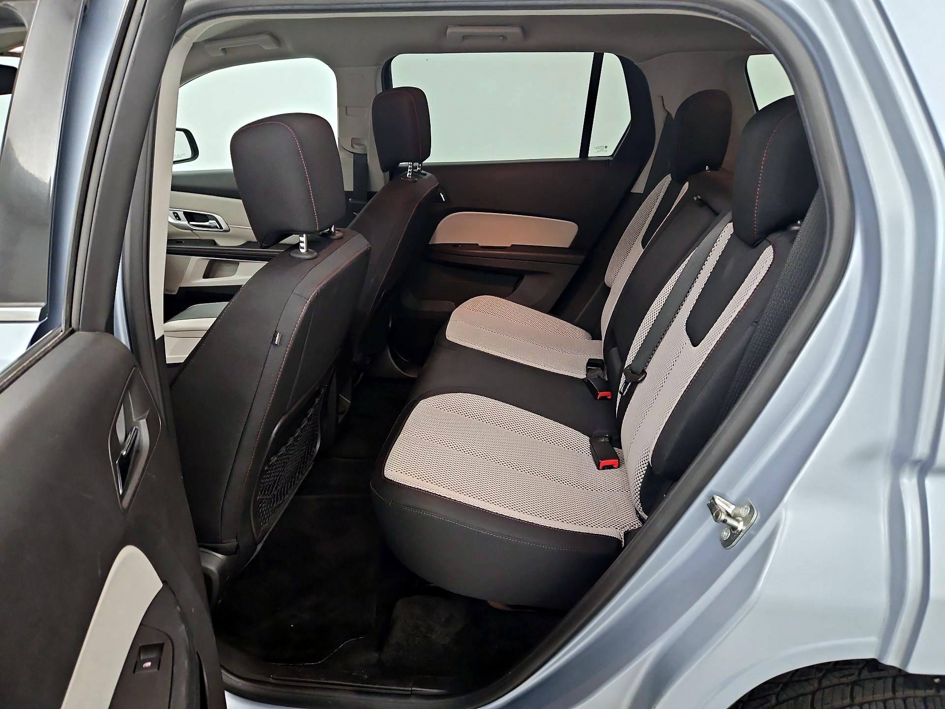 Thumbnail: 2015 GMC Terrain - 17