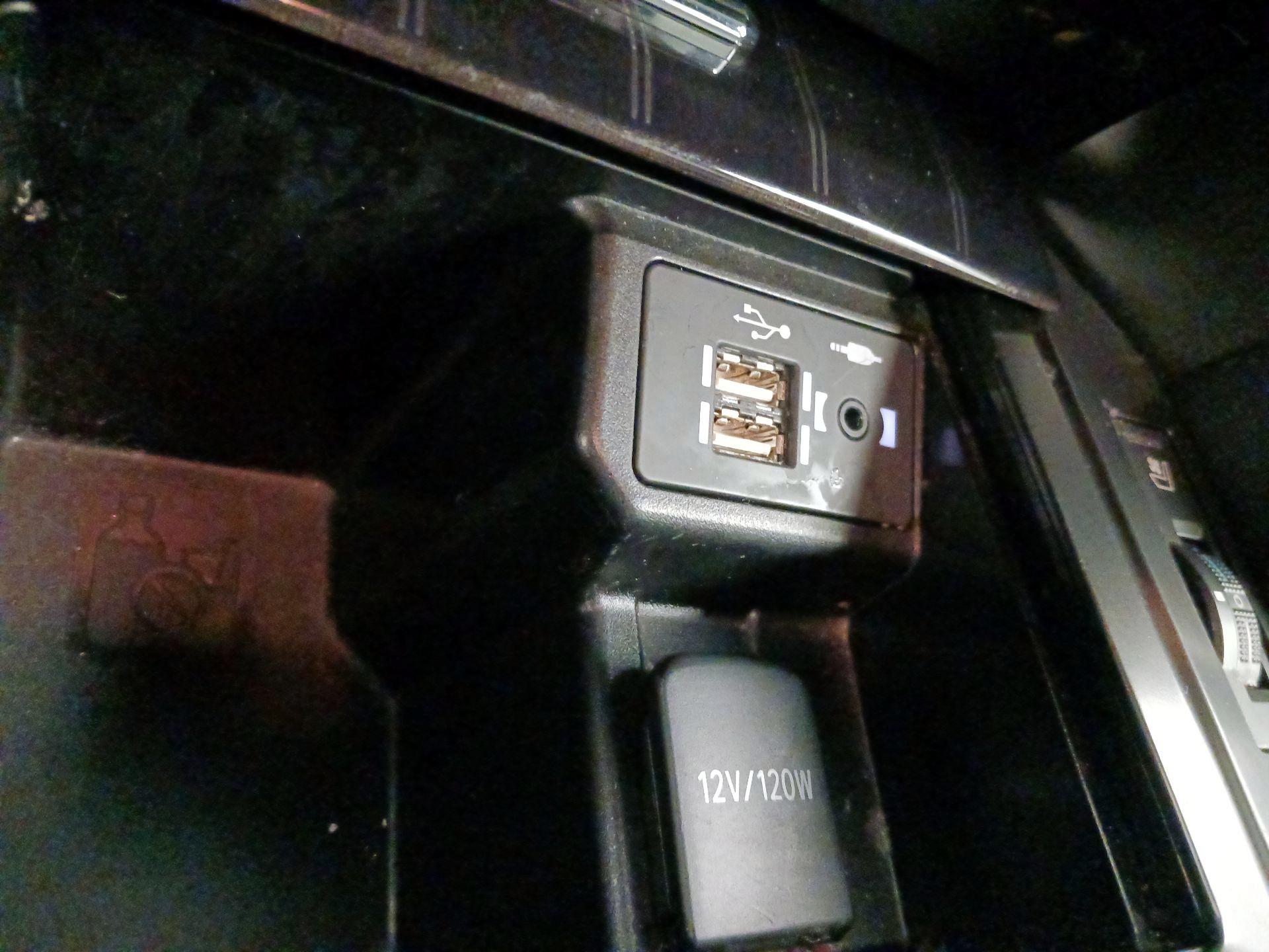 Thumbnail: 2023 Lexus GX - 19