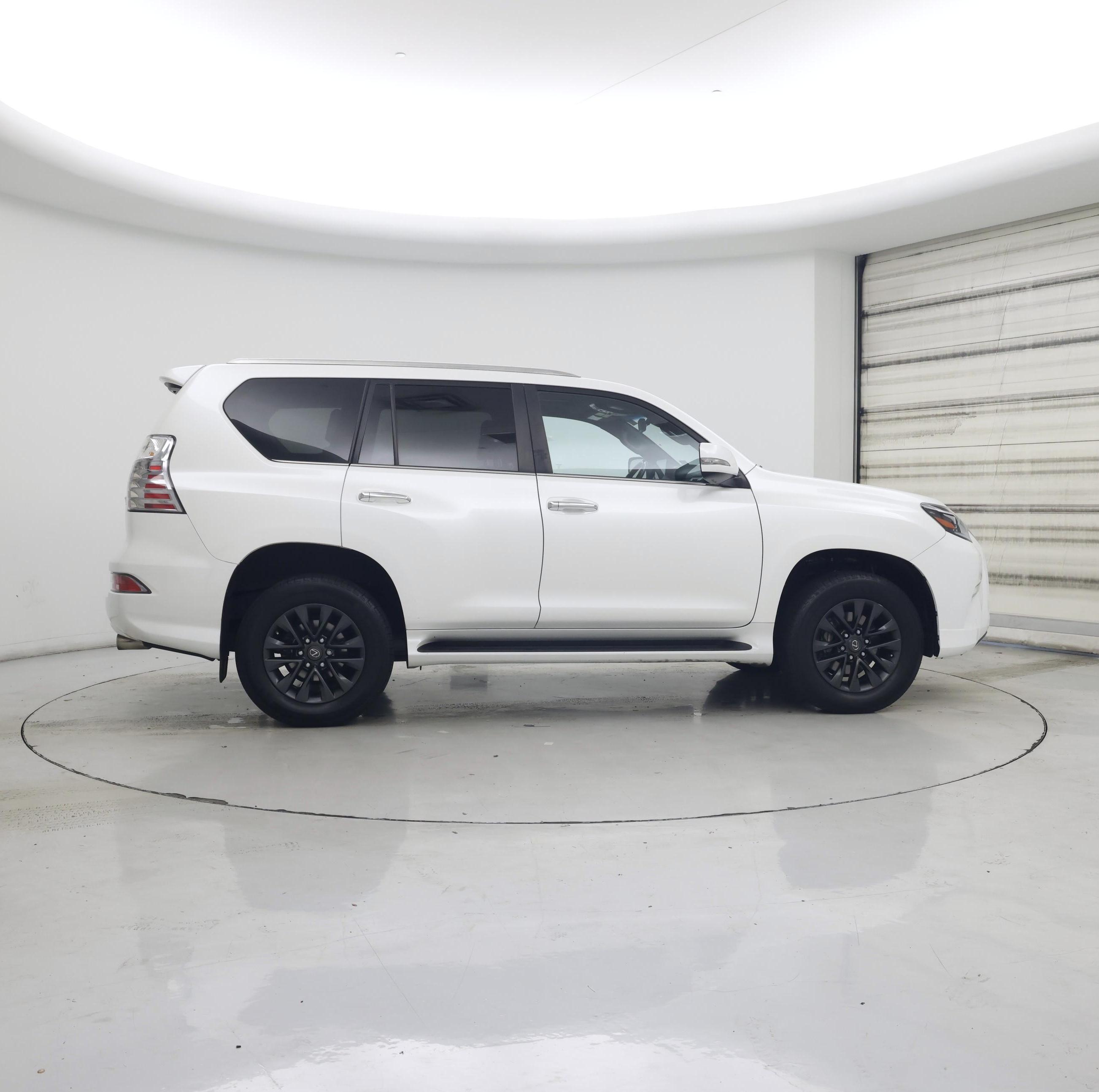 Thumbnail: 2023 Lexus GX - 7