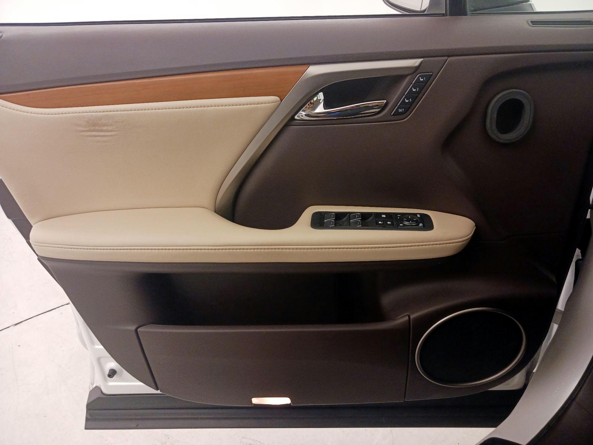 Thumbnail: 2020 Lexus RX - 12