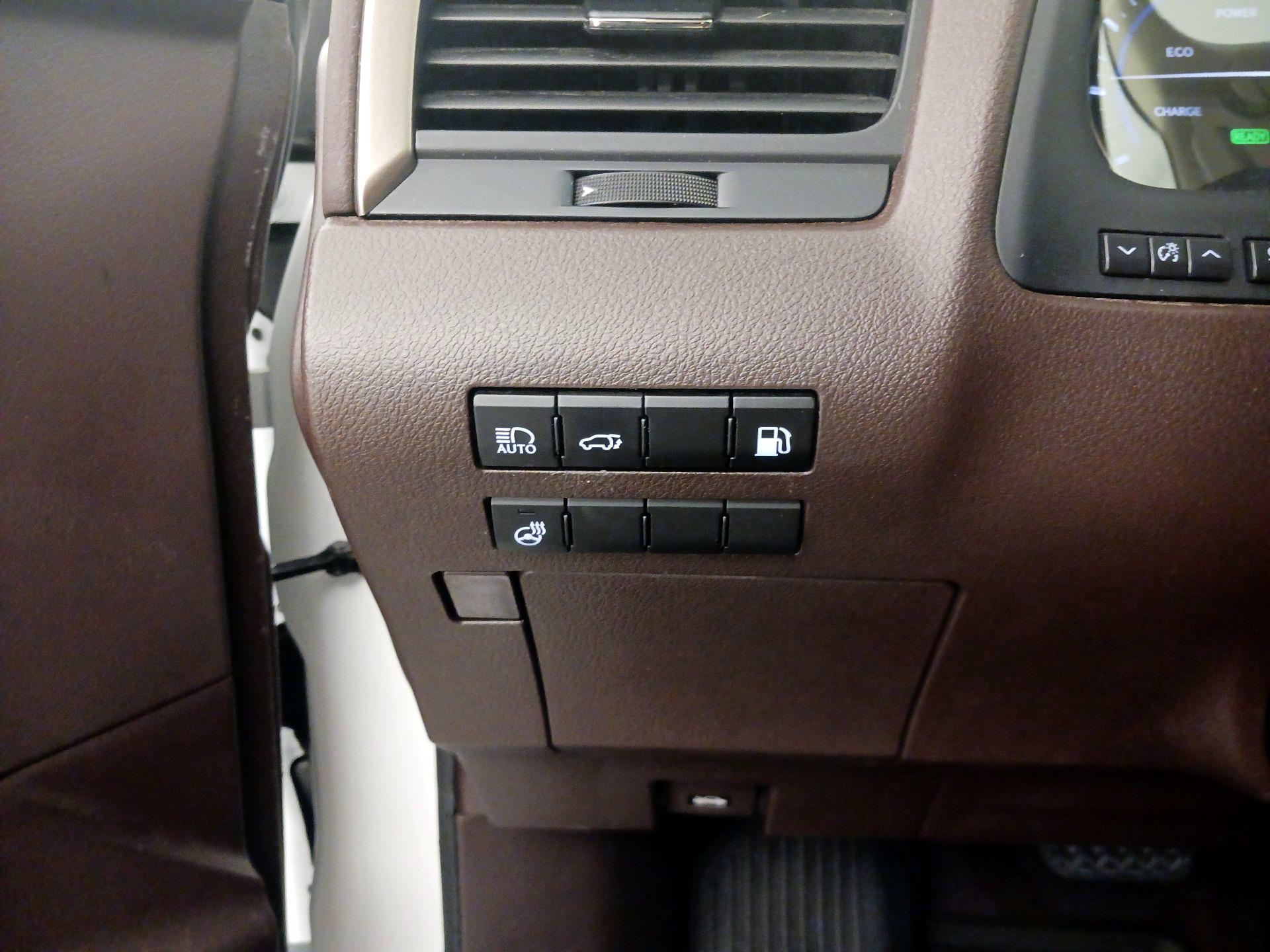 Thumbnail: 2020 Lexus RX - 13