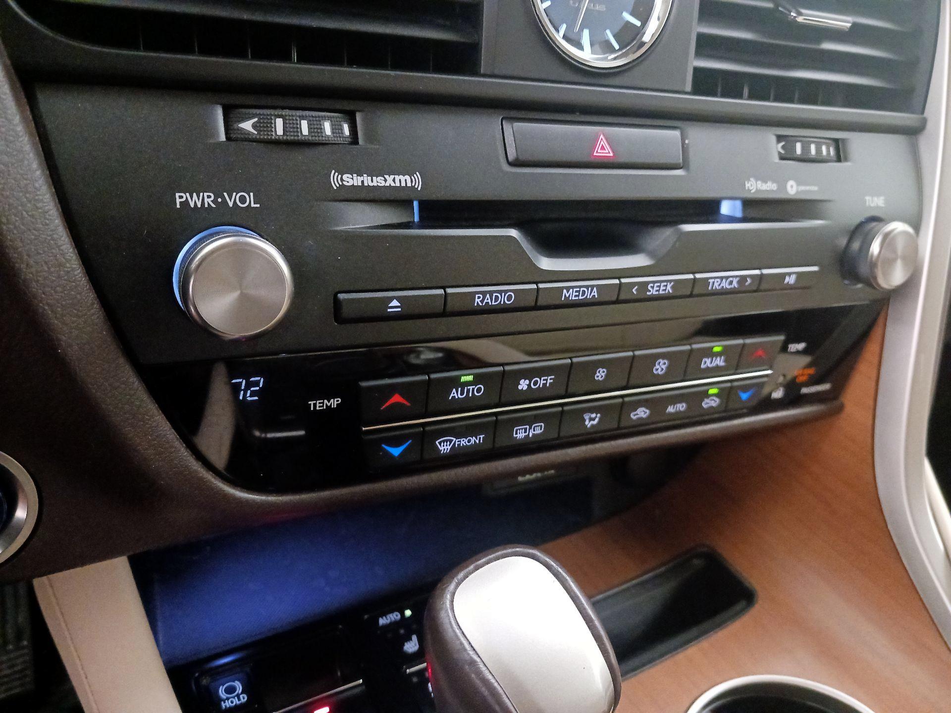 Thumbnail: 2020 Lexus RX - 17