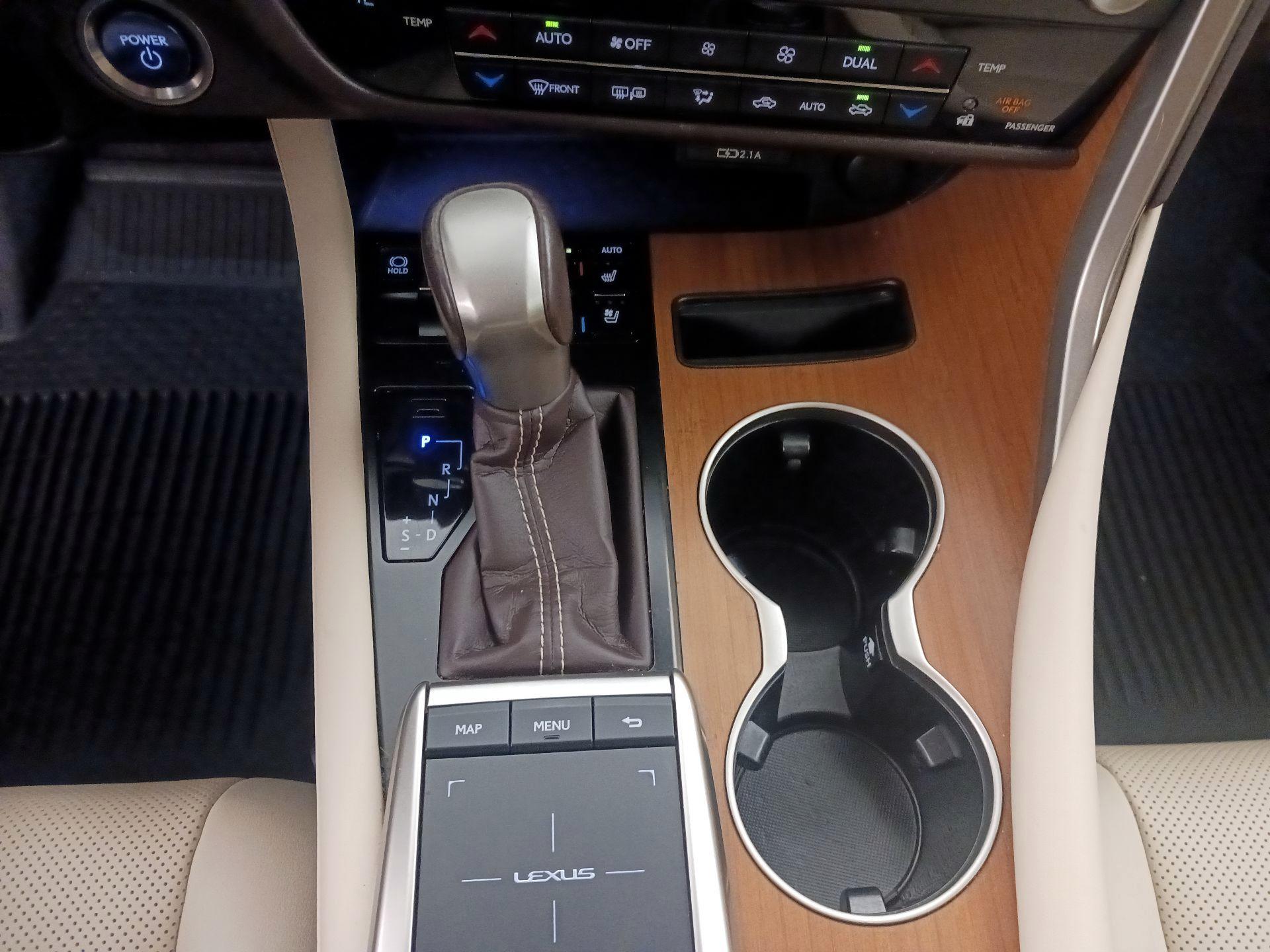 Thumbnail: 2020 Lexus RX - 18