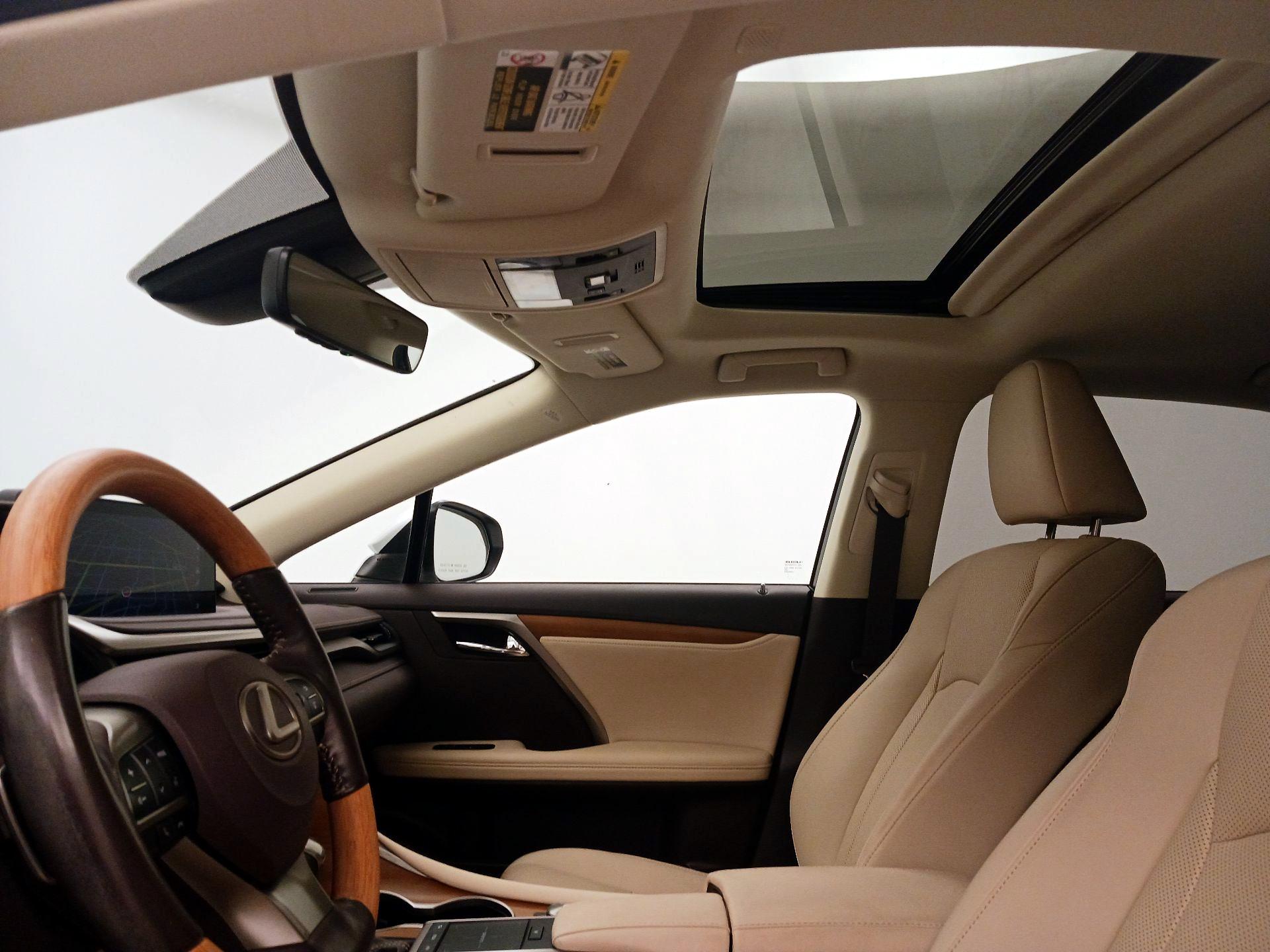 Thumbnail: 2020 Lexus RX - 20