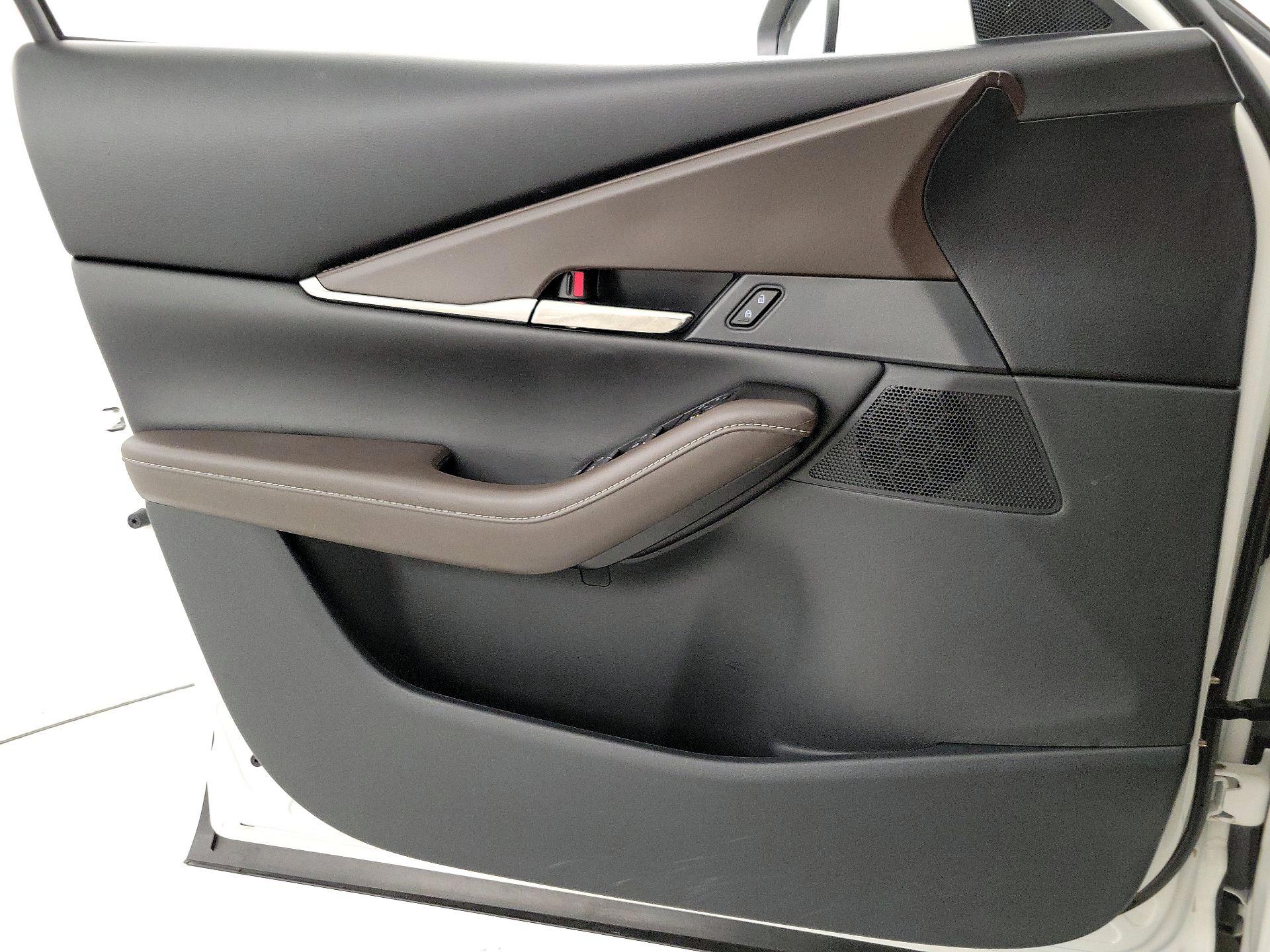 Thumbnail: 2023 Mazda CX-30 - 12